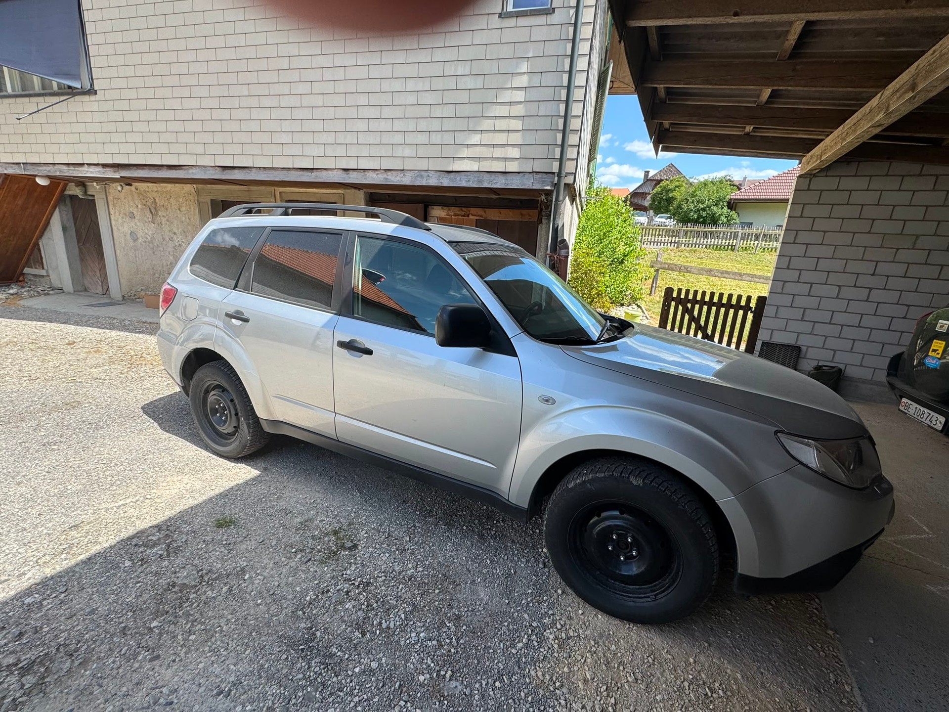 SUBARU 2.0 X Advantage-image-1