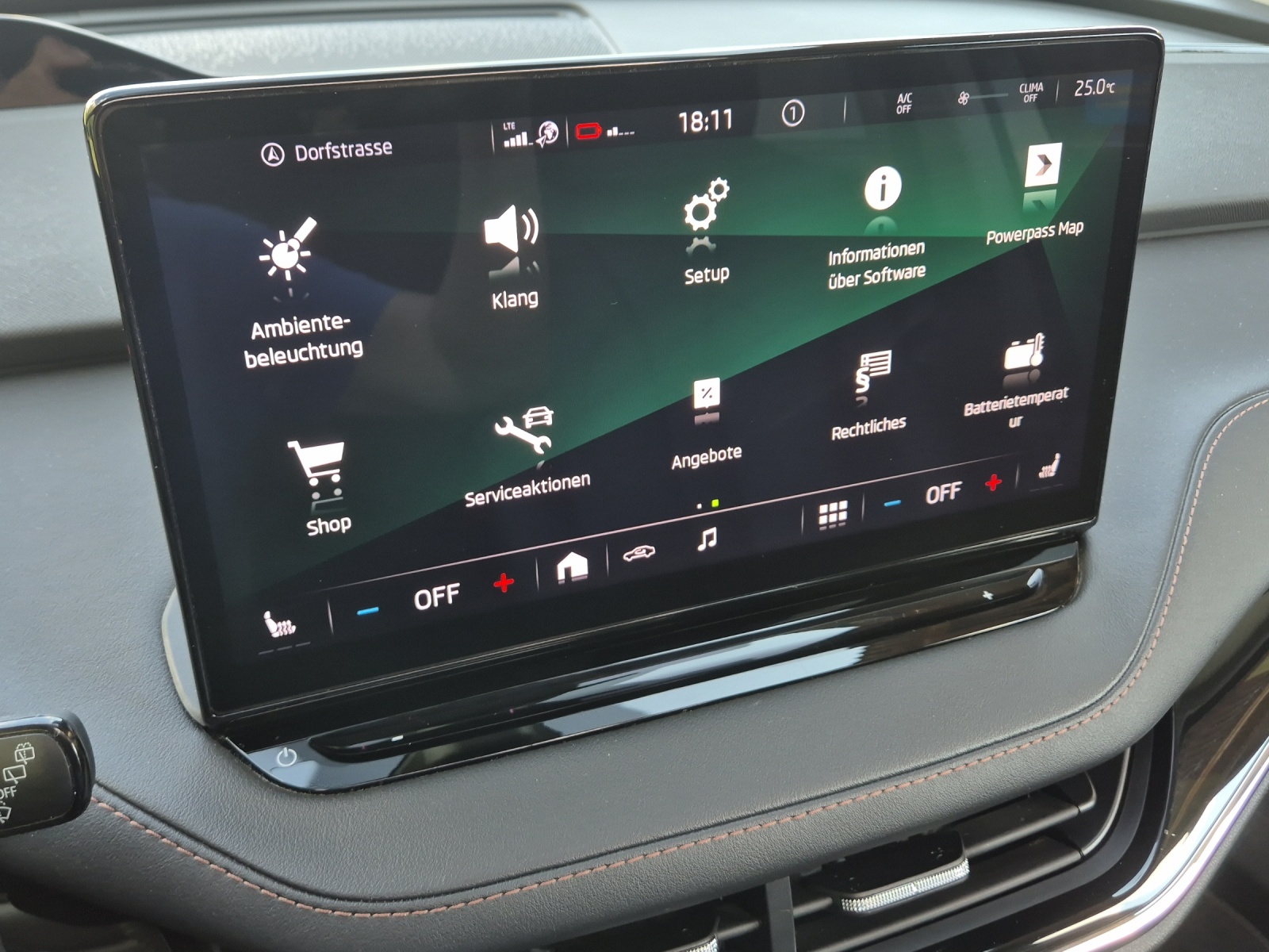SKODA Enyaq iV 80x-image-16
