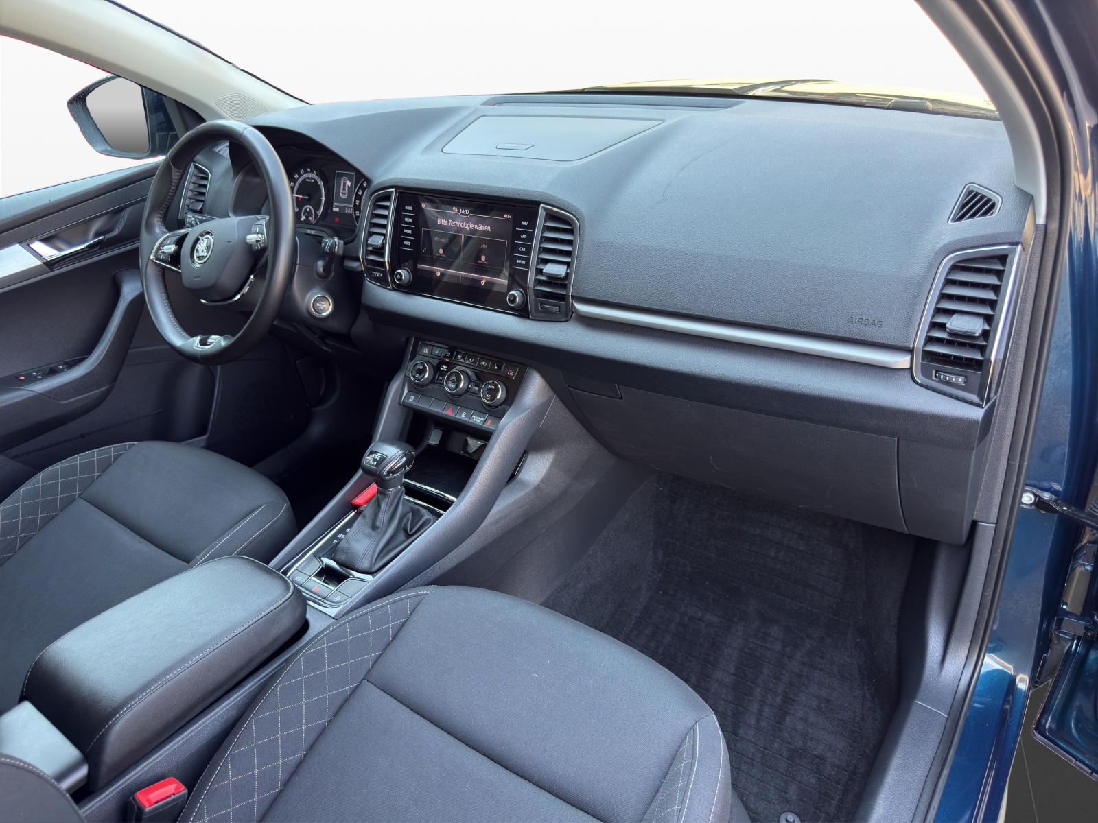 SKODA Karoq 2.0 TDI CR Ambition 4x4 DSG-image-15