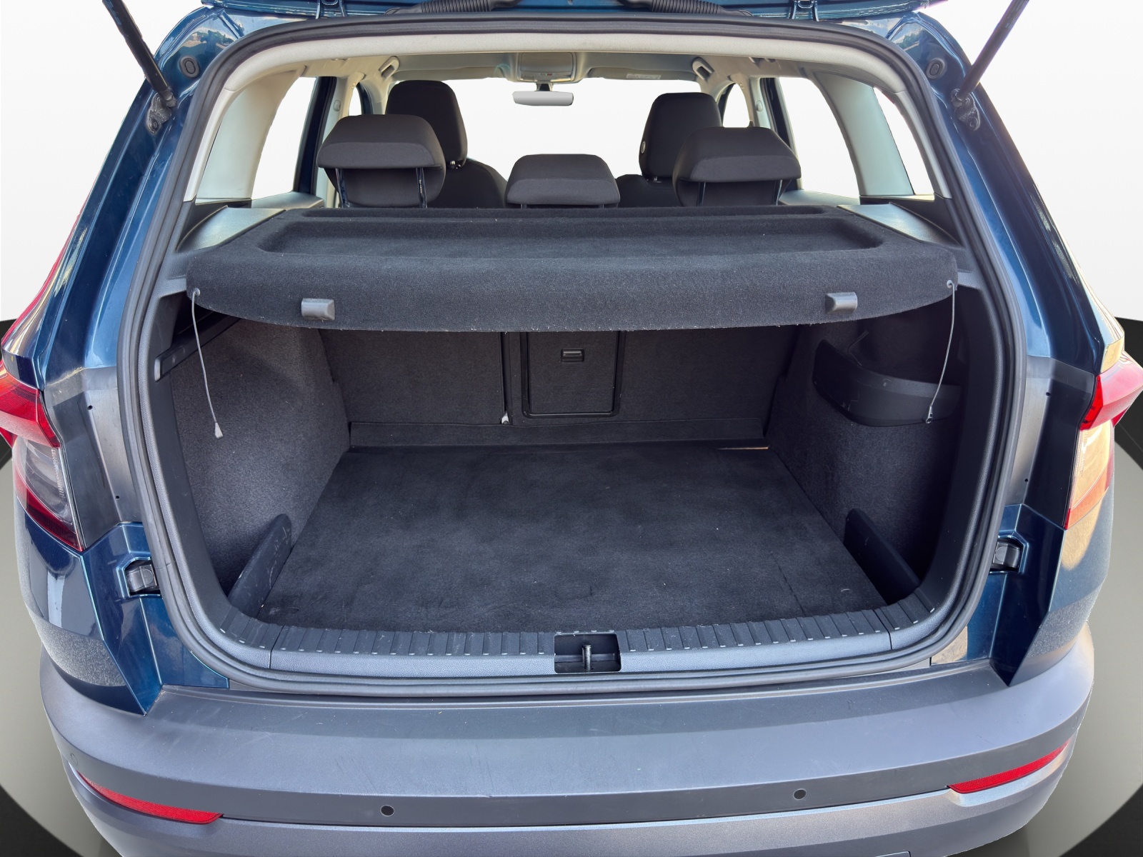SKODA Karoq 2.0 TDI CR Ambition 4x4 DSG-image-18