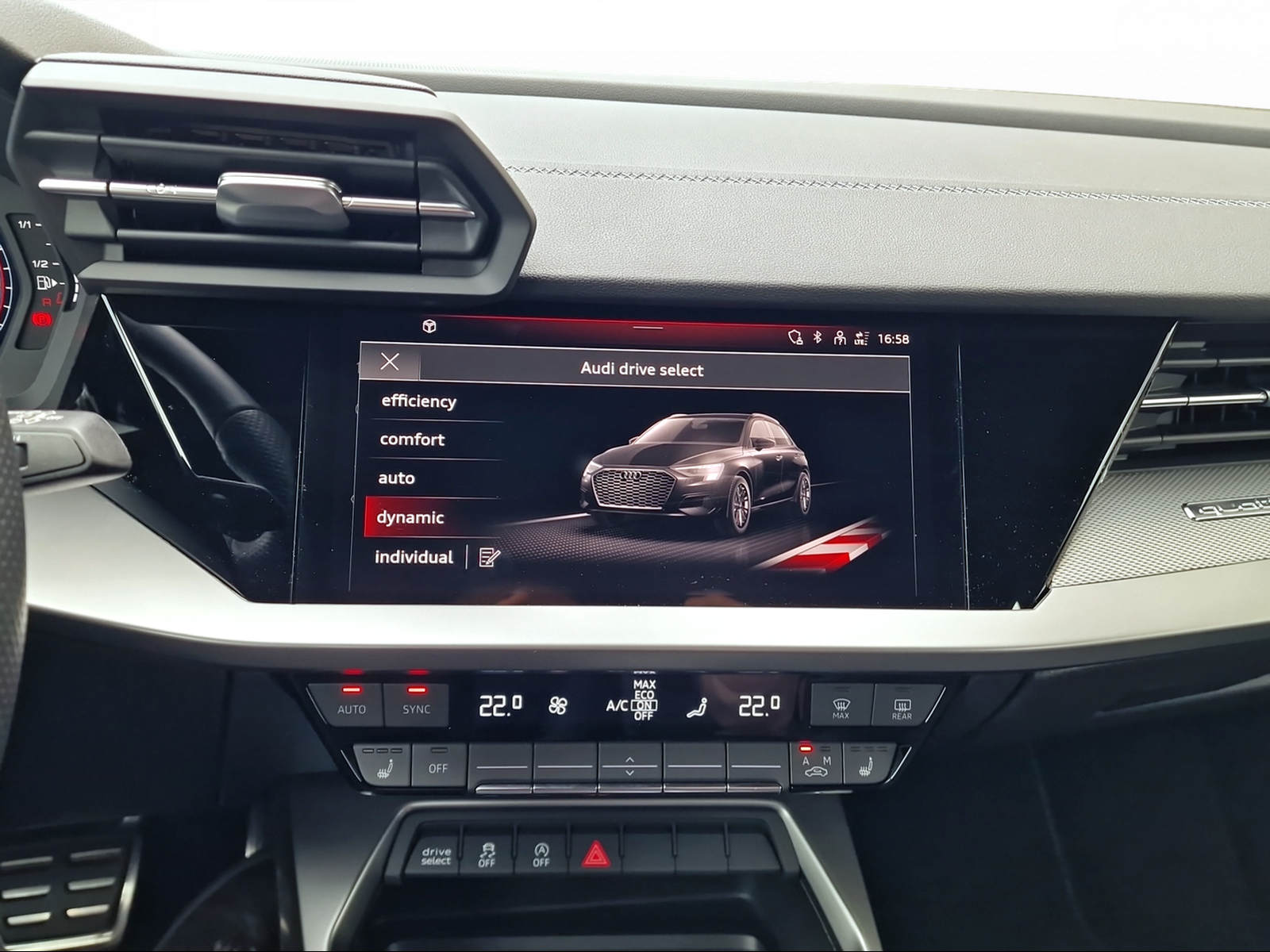 AUDI A3 Sportback 40 TFSI advanced quattro S-tronic-image-8