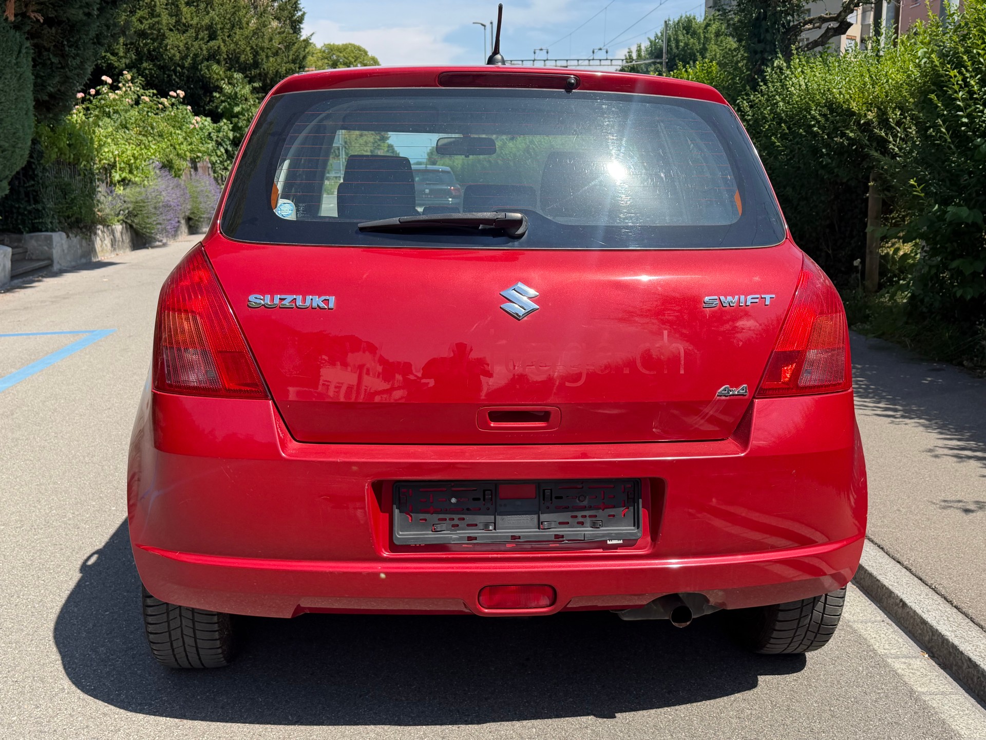 SUZUKI Swift 1.3i 16V GL Top 4x4-image-3
