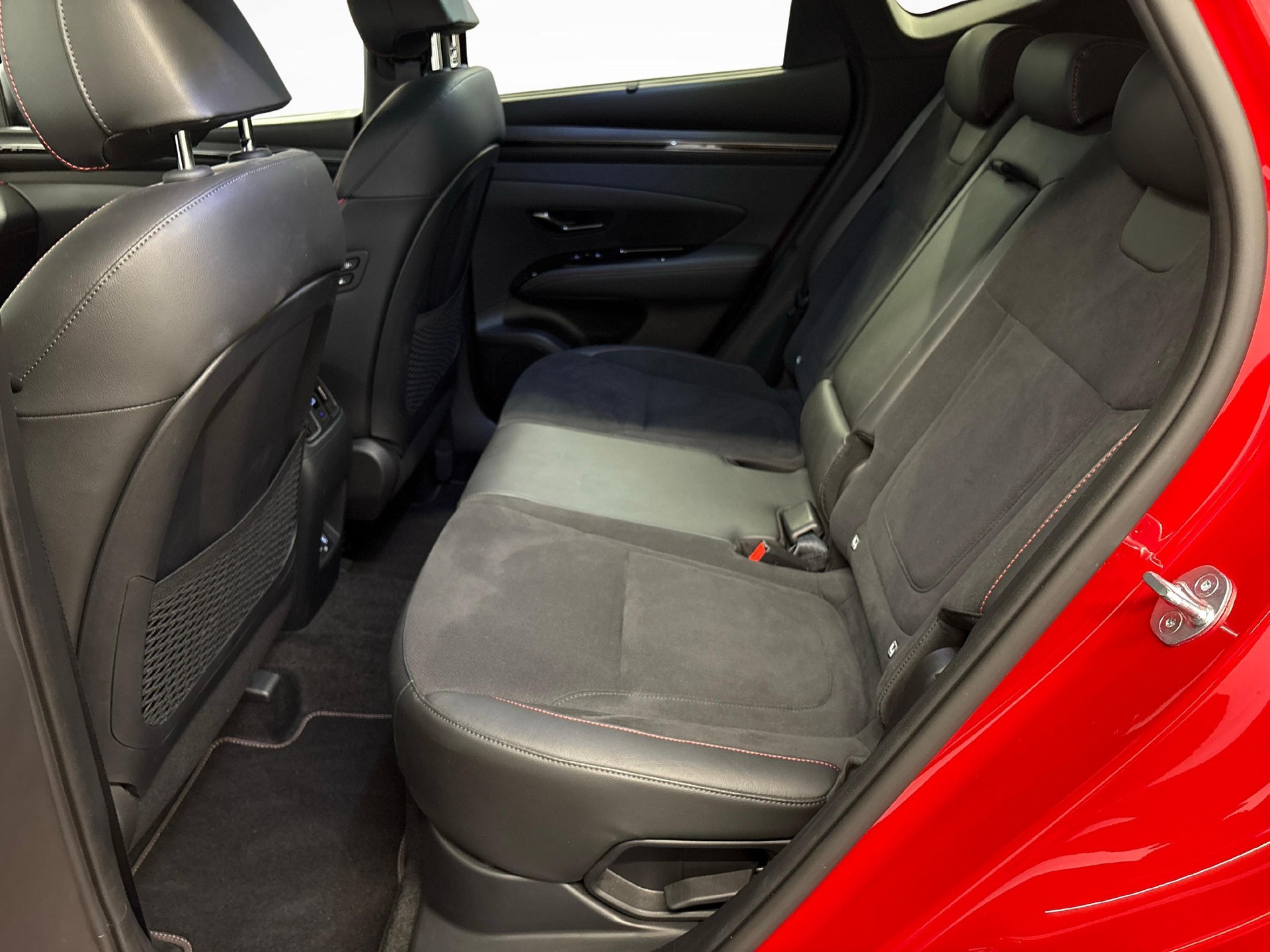 HYUNDAI Tucson 1.6 T-GDi HEV N-Line LUX.pack 4WD-image-10