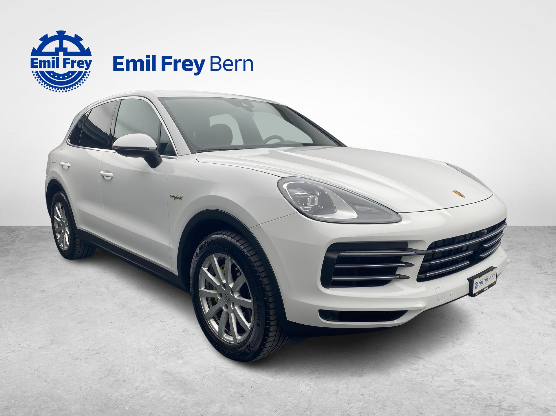 PORSCHE Cayenne 3.0 V6 E-Hybrid-image-1