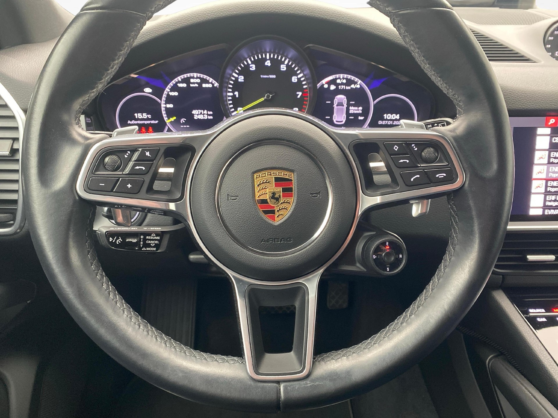 PORSCHE Cayenne 3.0 V6 E-Hybrid-image-15
