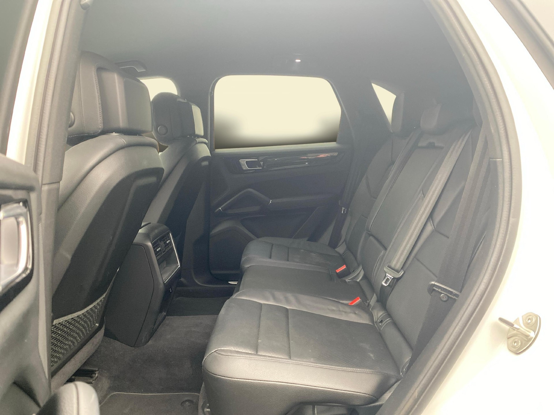 PORSCHE Cayenne 3.0 V6 E-Hybrid-image-5