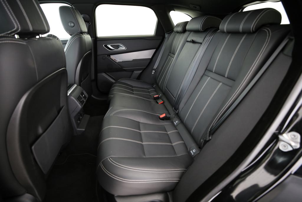 LAND ROVER Range Rover Velar 2.0 T R-Dynamic S-image-9