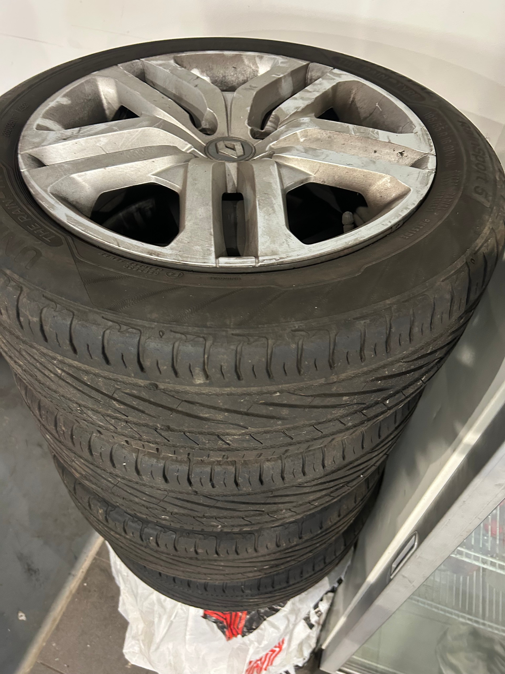 RENAULT Clio 0.9 12V Business Line-image-13