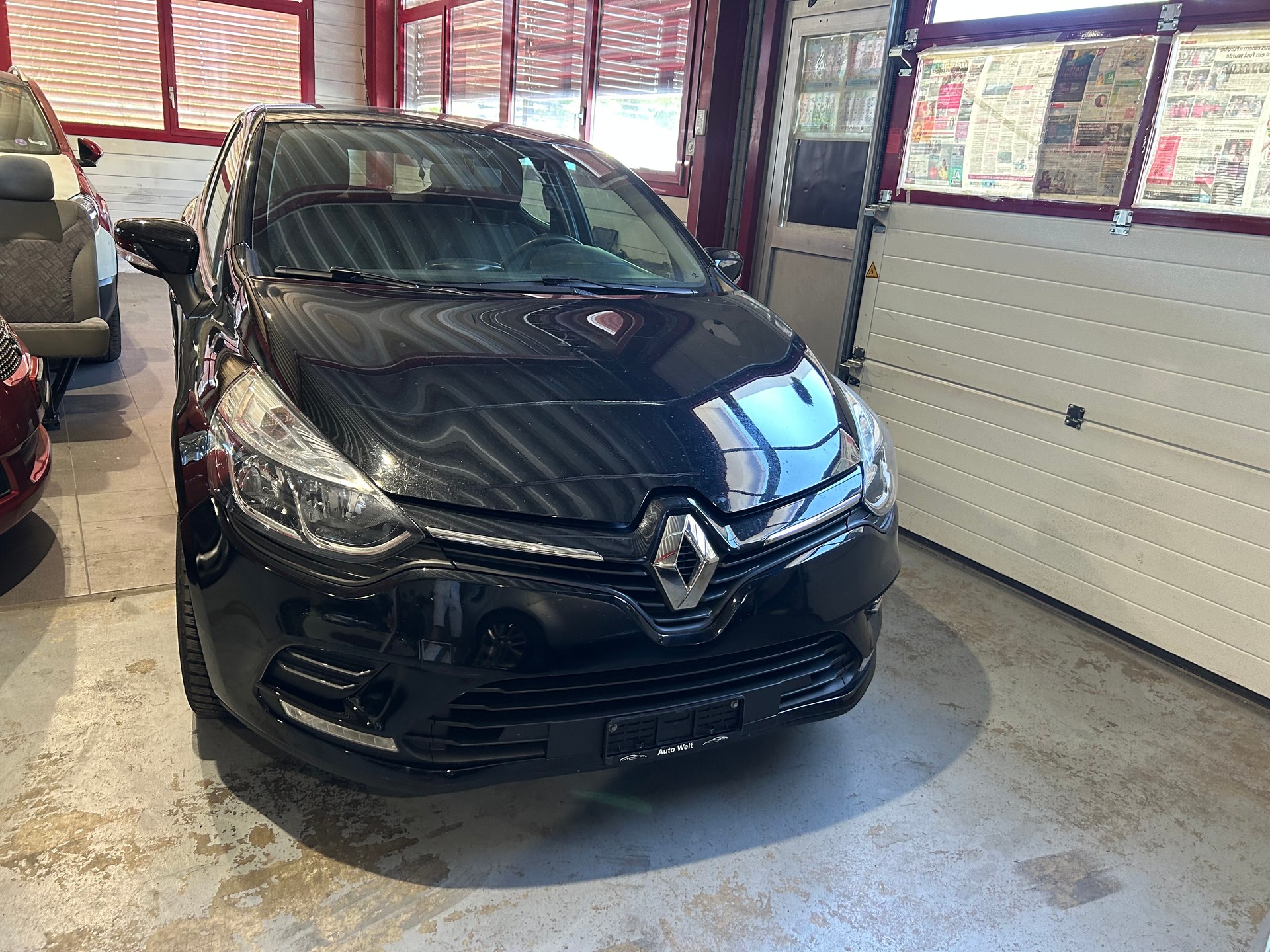 RENAULT Clio 0.9 12V Business Line-image-1