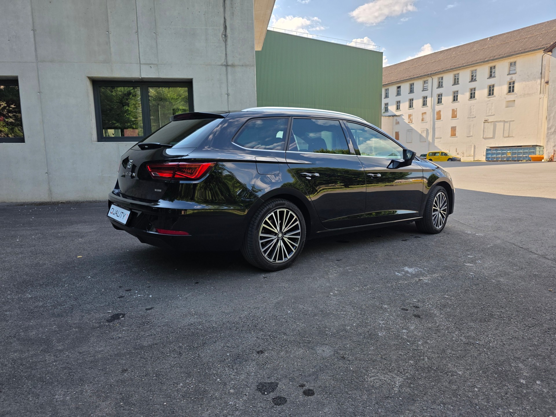 SEAT Leon ST 2.0 TDI CR Xcellence 4Drive DSG-image-12