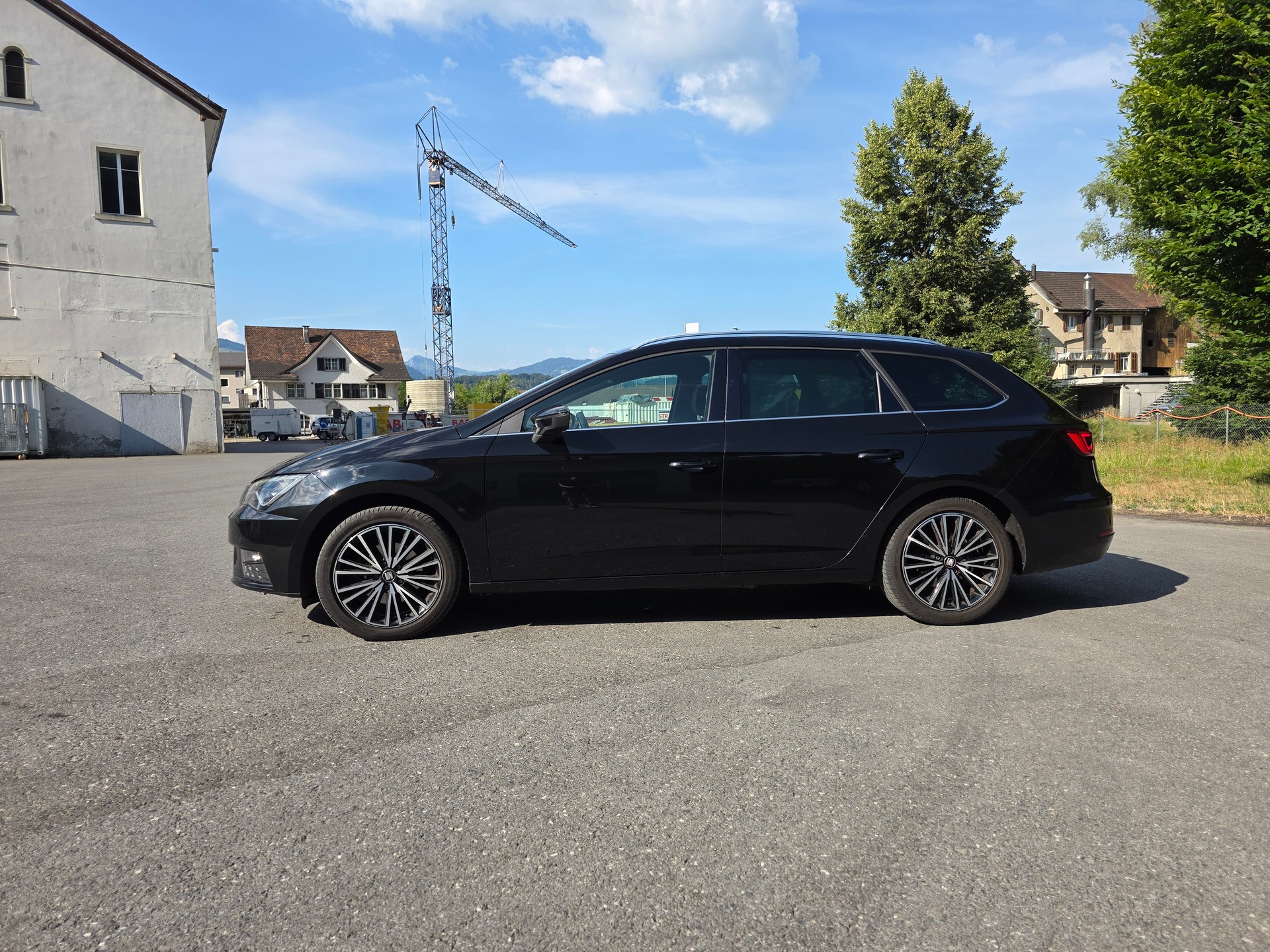 SEAT Leon ST 2.0 TDI CR Xcellence 4Drive DSG-image-10