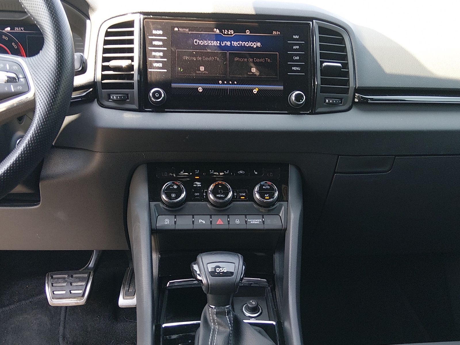 SKODA Karoq 1.5 TSI ACT SportLine DSG-image-13