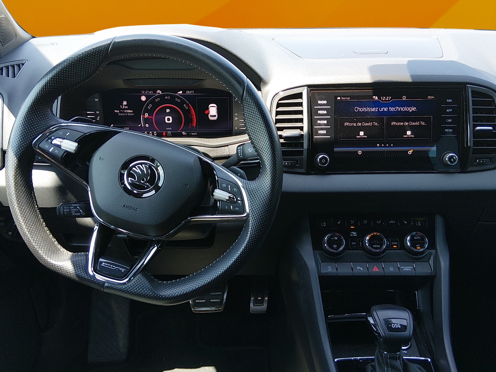 SKODA Karoq 1.5 TSI ACT SportLine DSG-image-8