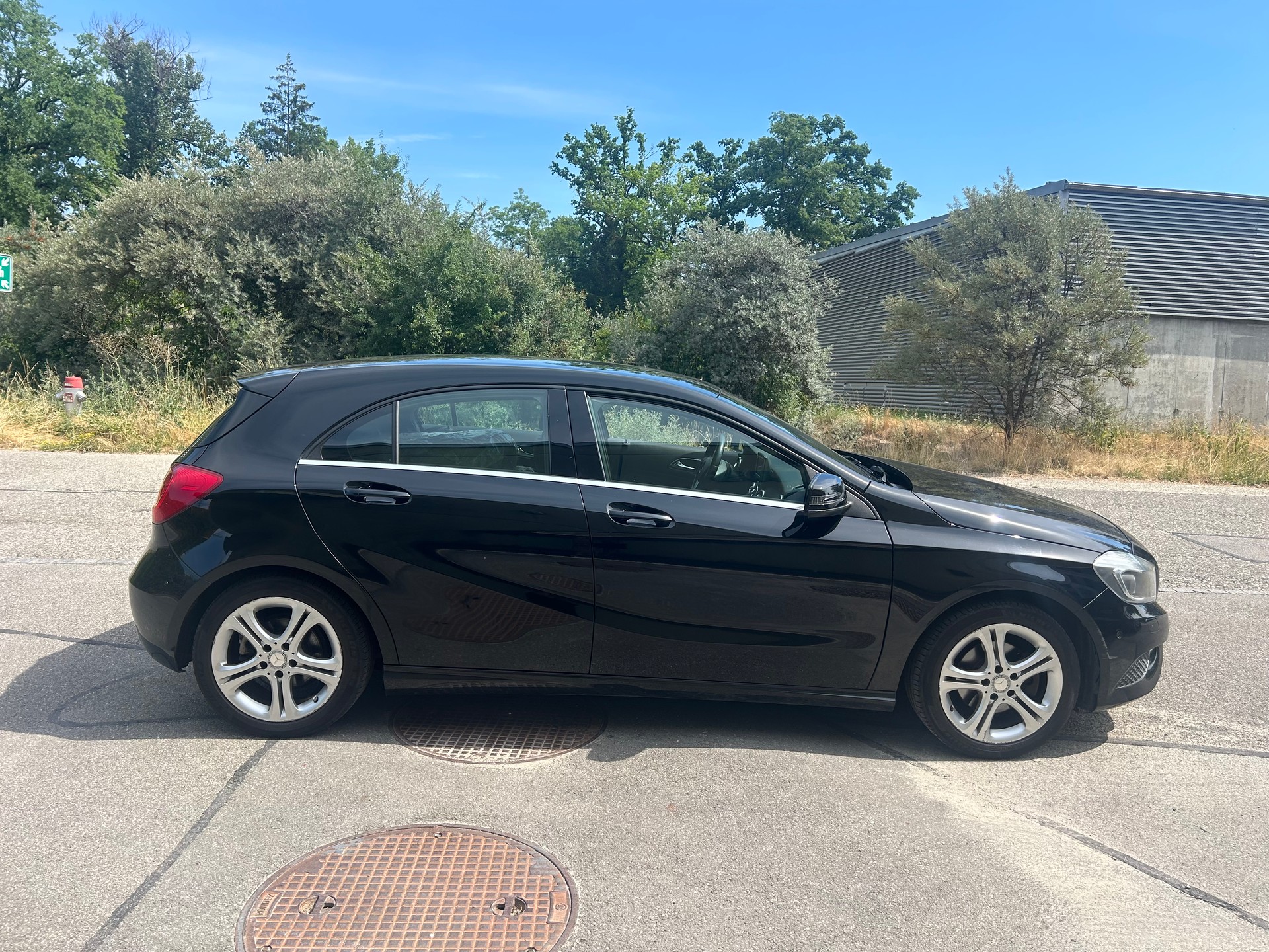 MERCEDES-BENZ A 200 Night Star-image-3