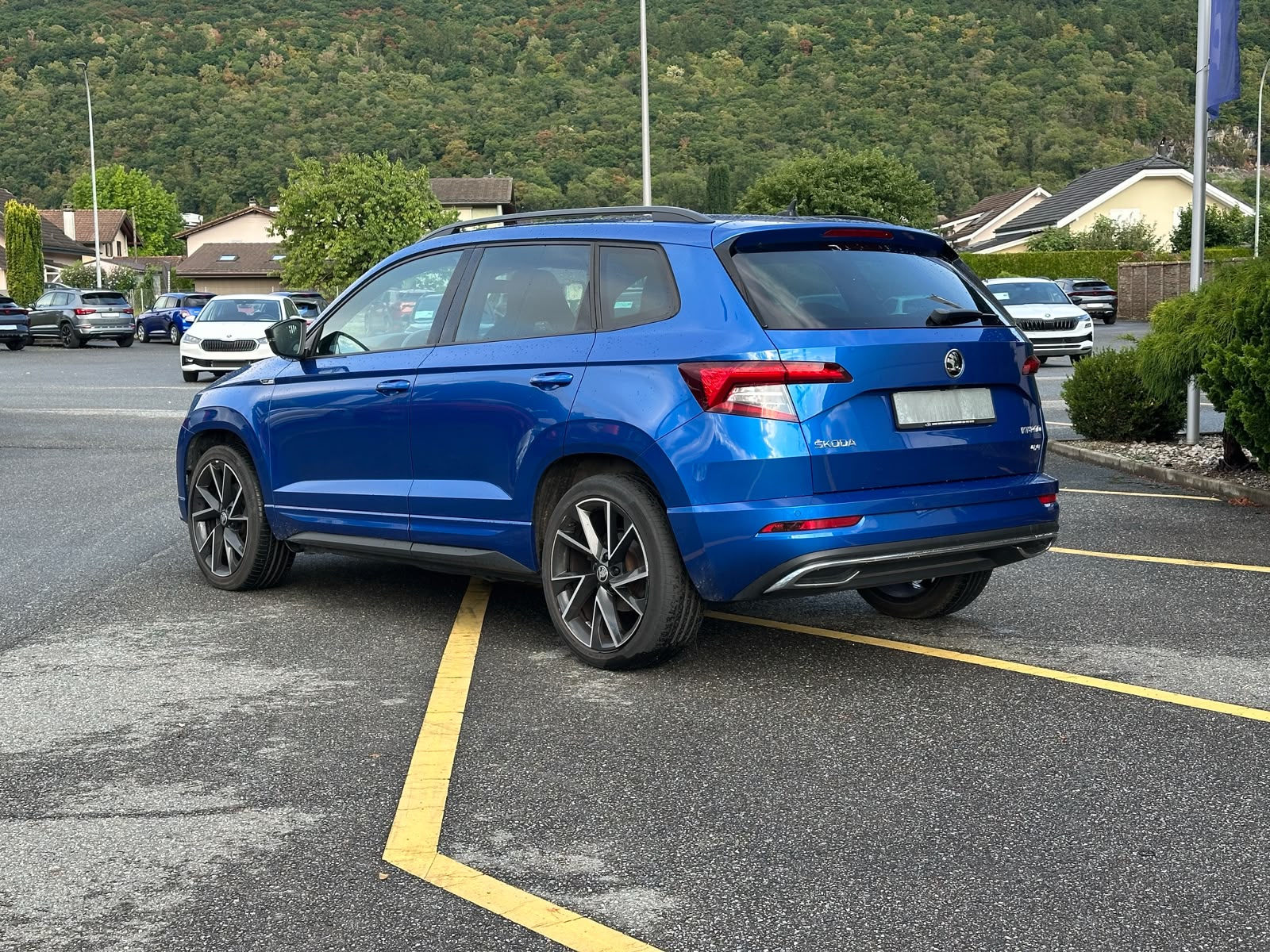 SKODA Karoq 2.0 TSI SportLine 4x4 DSG-image-2