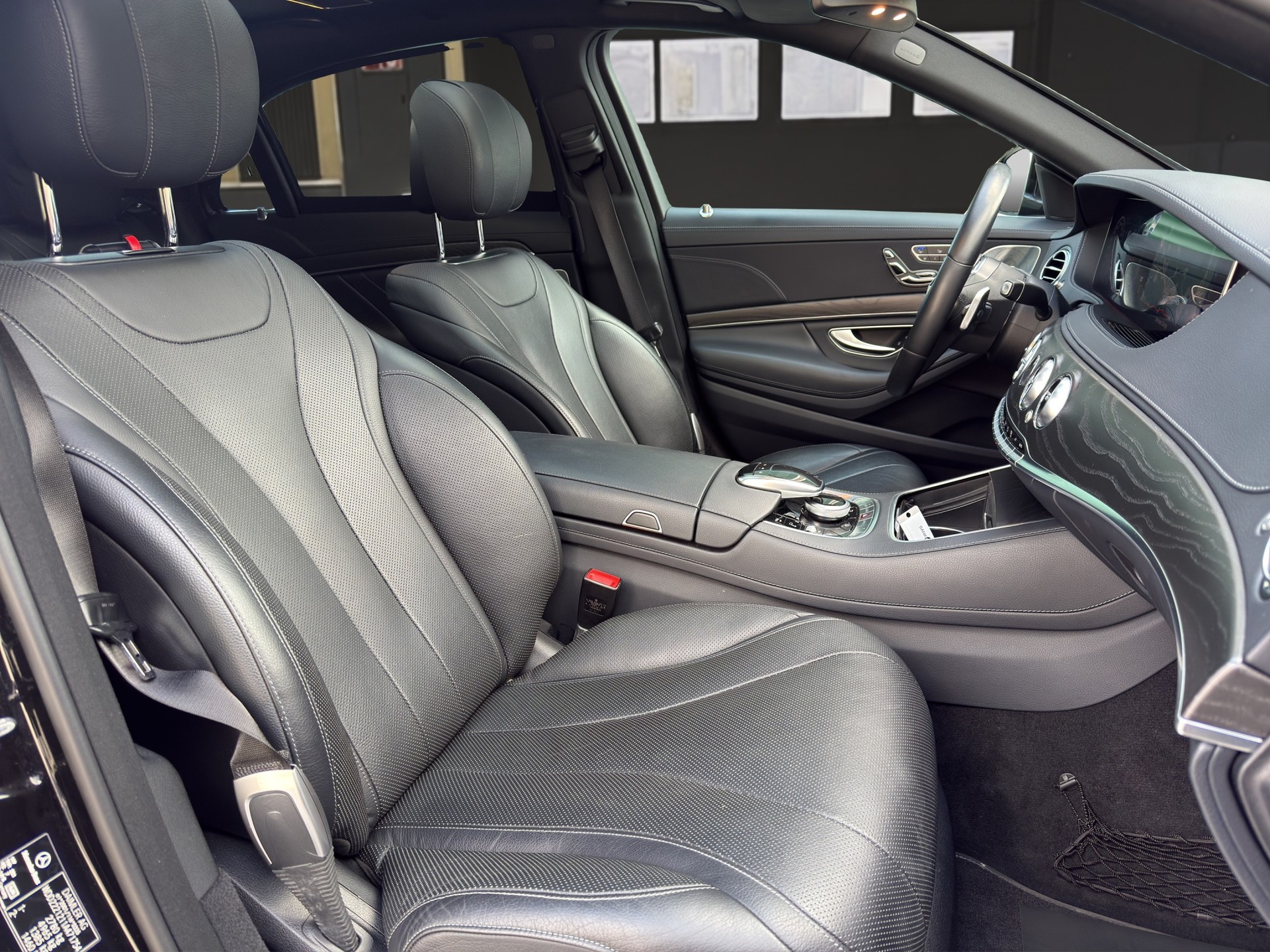 MERCEDES-BENZ S 350 d 4matic lang-image-10