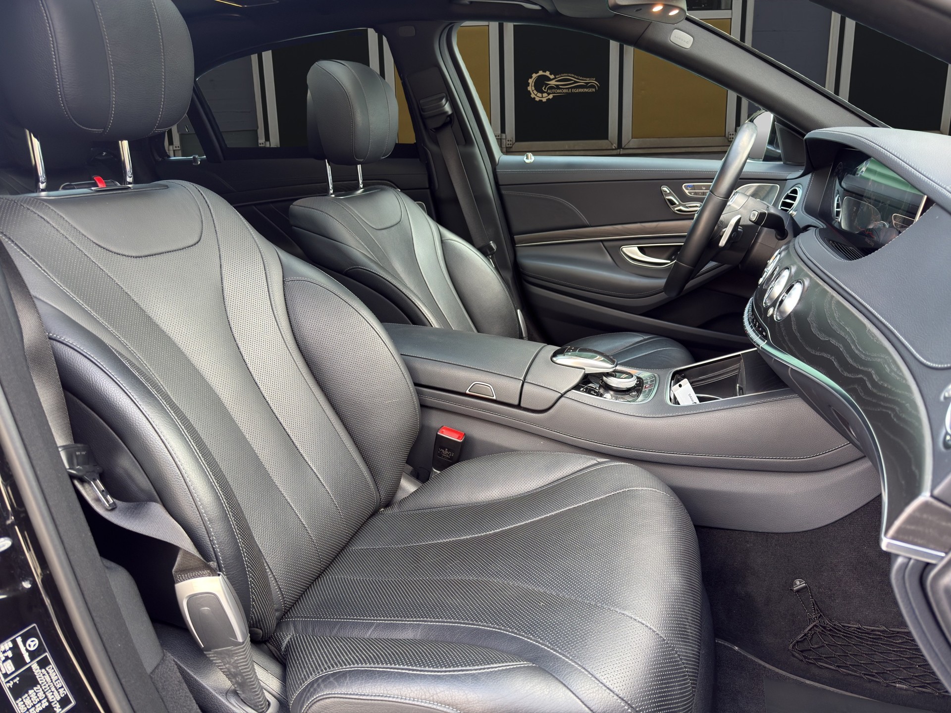 MERCEDES-BENZ S 350 d 4matic lang-image-10