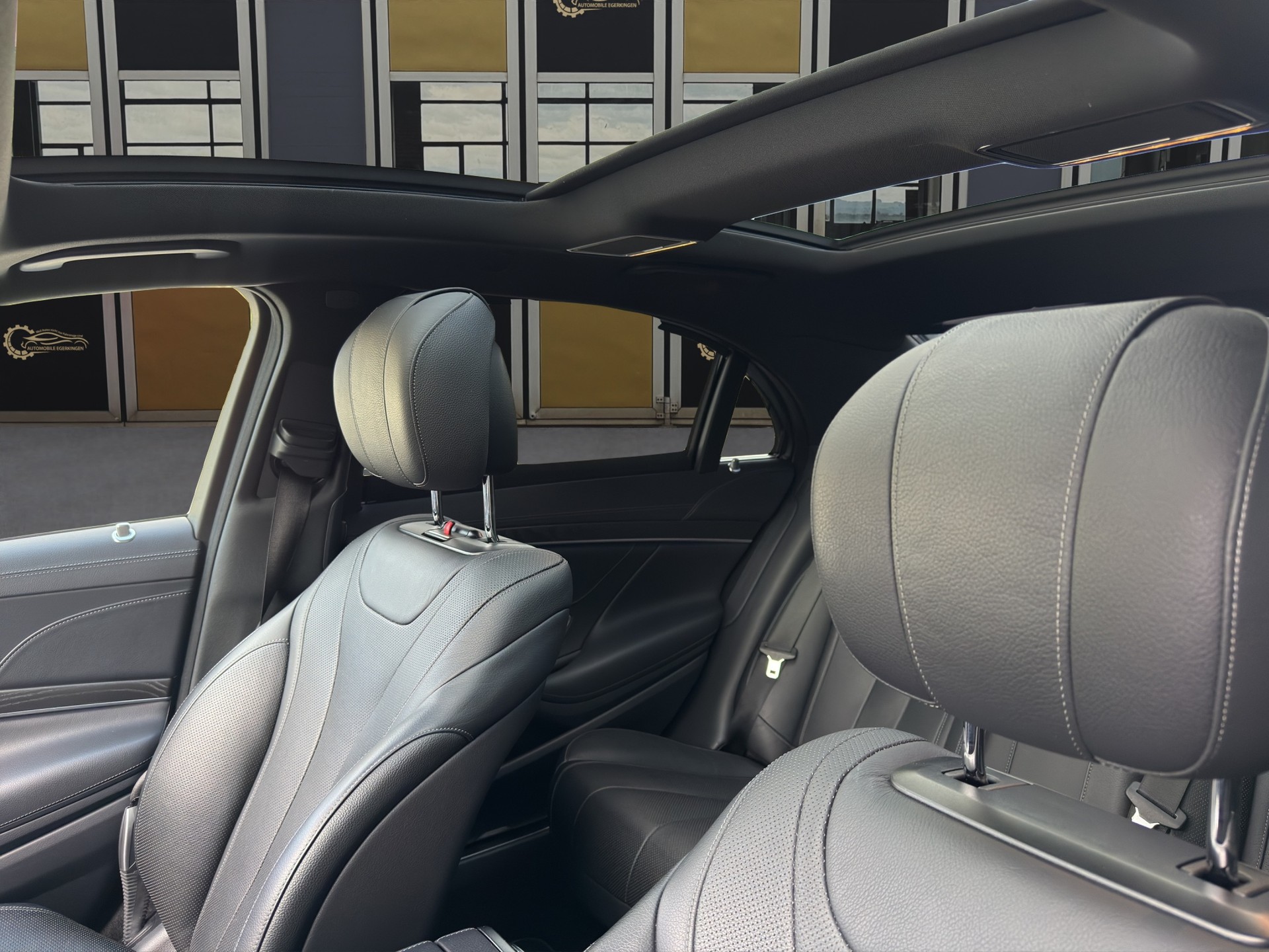MERCEDES-BENZ S 350 d 4matic lang-image-9