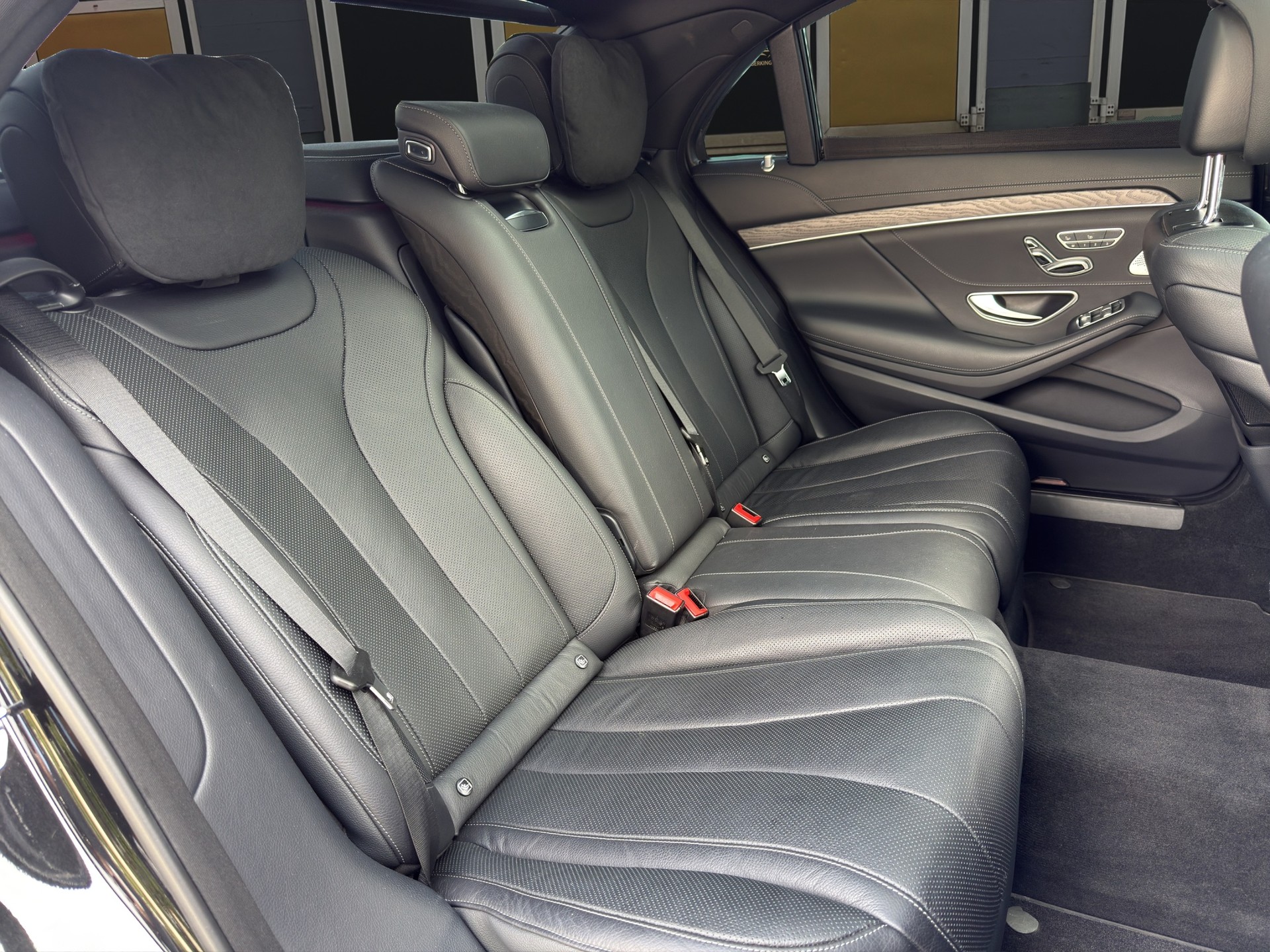 MERCEDES-BENZ S 350 d 4matic lang-image-13