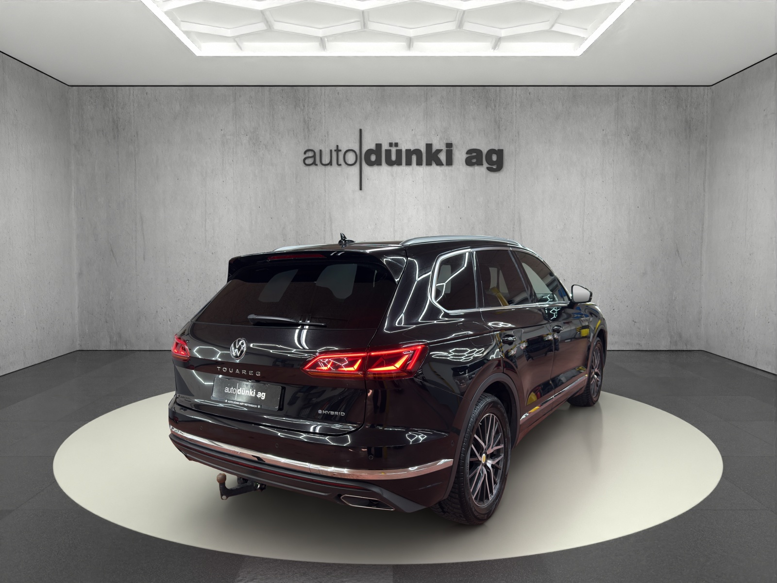 VW Touareg 3.0 TSI eHybrid AtmosphereTiptronic-showroom-element-3