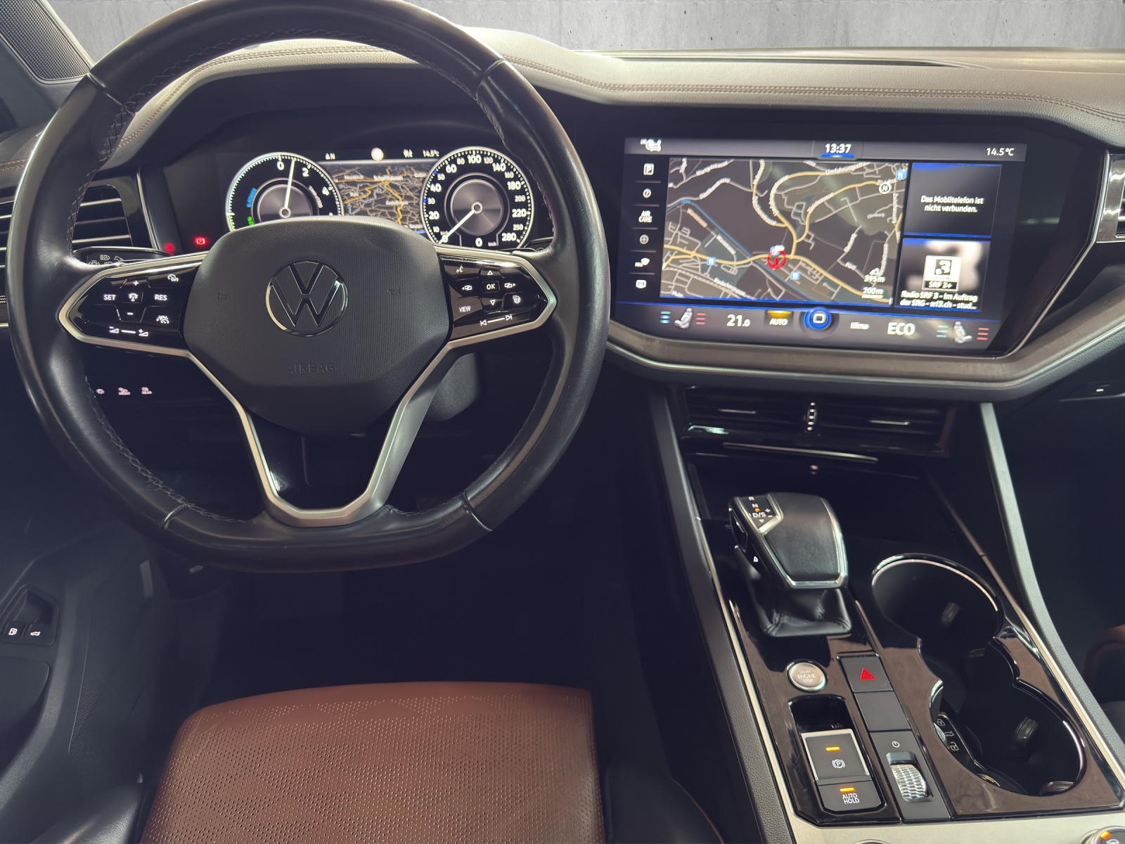 VW Touareg 3.0 TSI eHybrid AtmosphereTiptronic-image-9