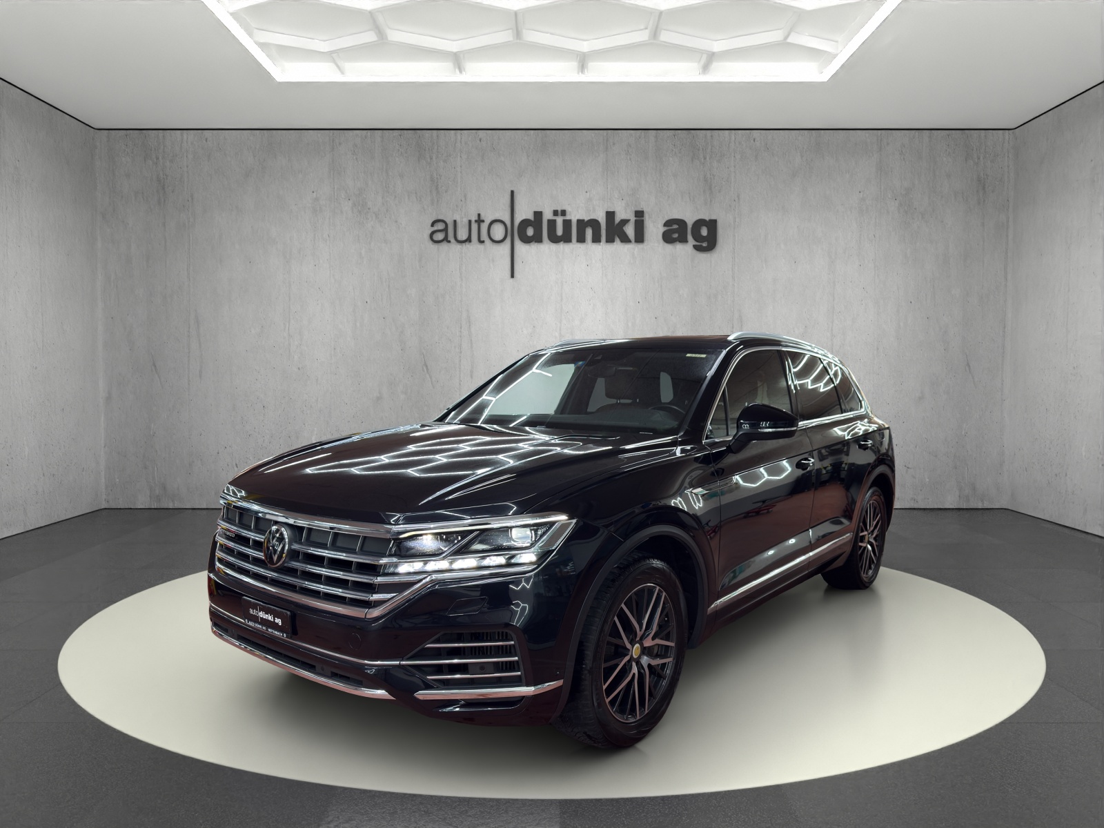 VW Touareg 3.0 TSI eHybrid AtmosphereTiptronic