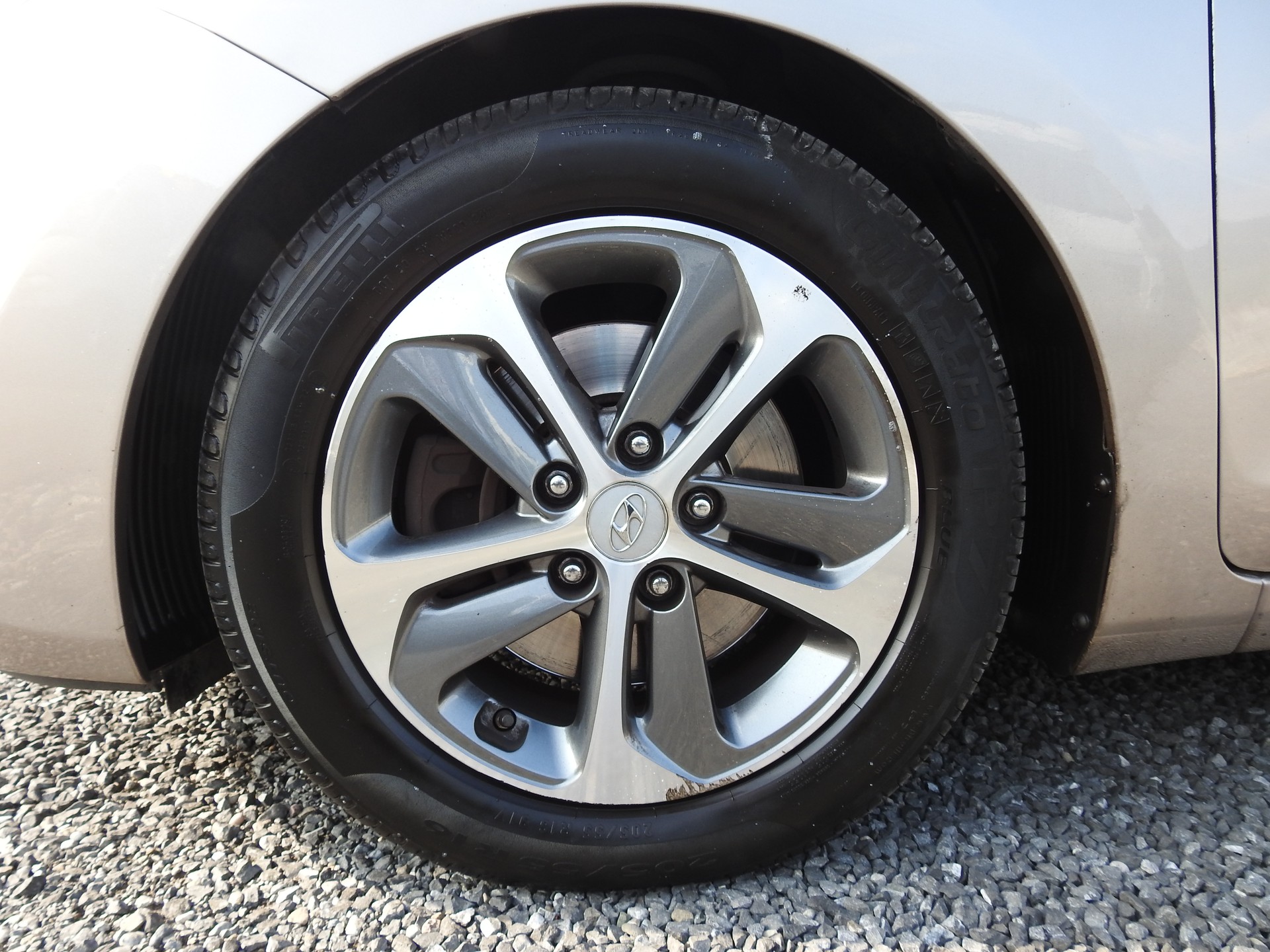 HYUNDAI i30 1.6 GDI Amplia Automatic DCT-image-8
