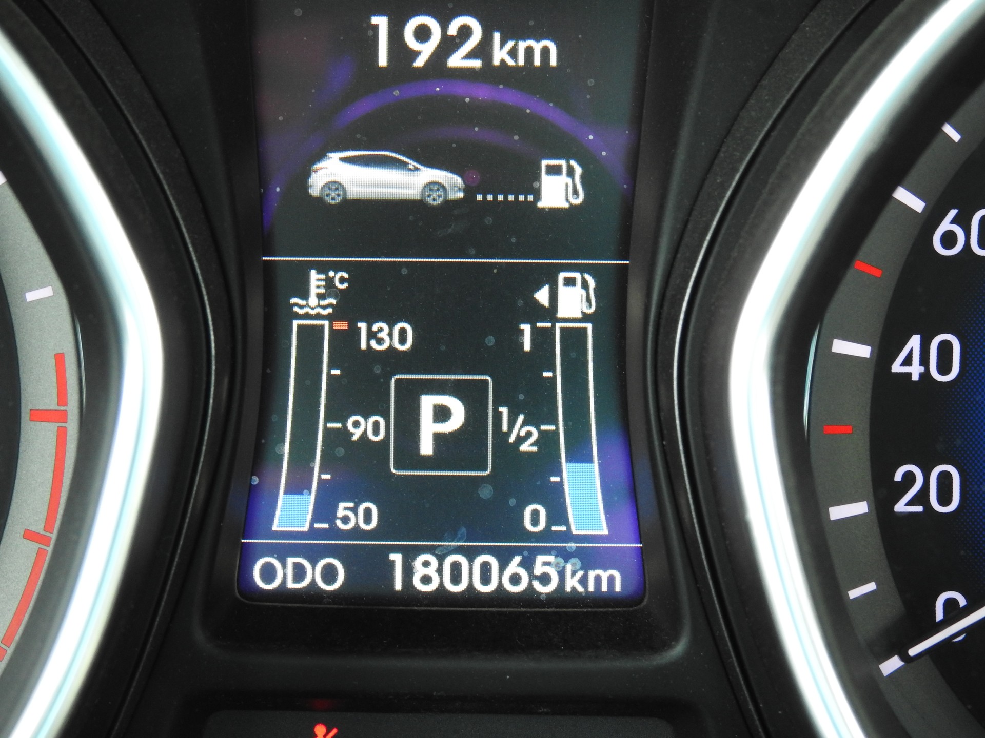 HYUNDAI i30 1.6 GDI Amplia Automatic DCT-image-22