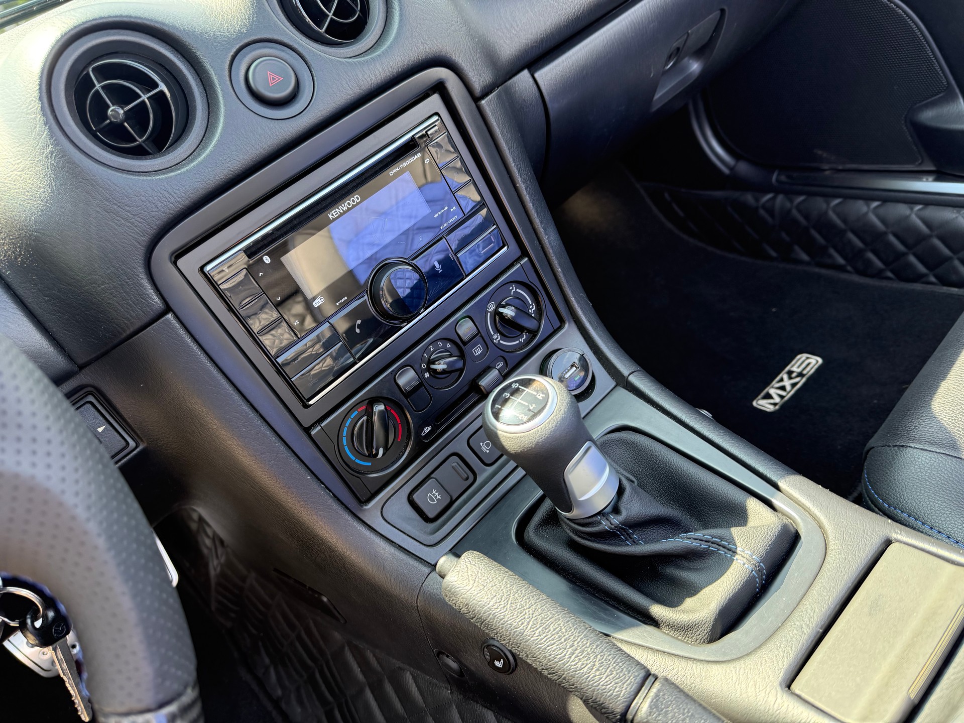 MAZDA MX-5 1.6i-16 Youngster-image-8
