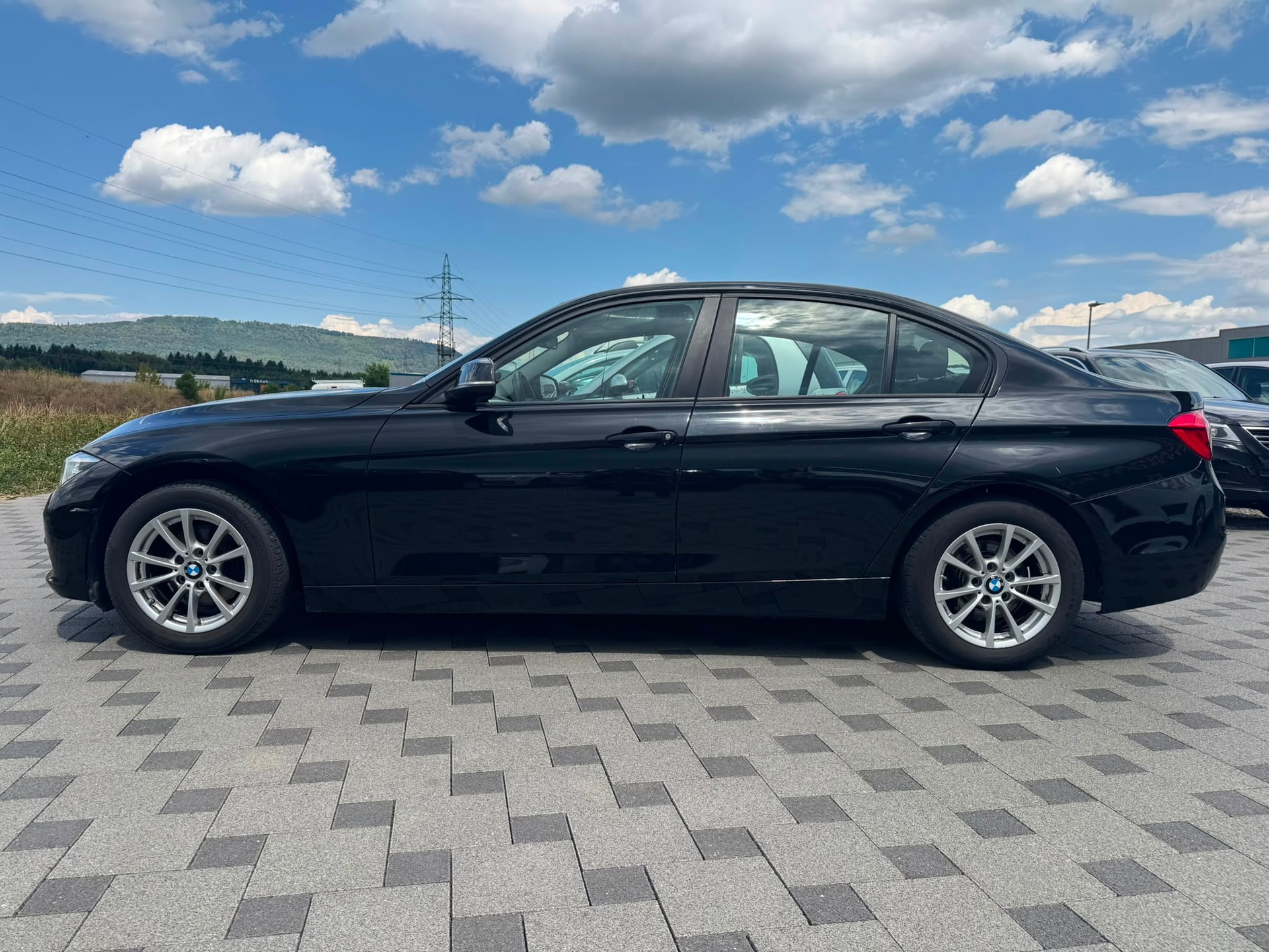 BMW 318i Business Steptronic-image-3