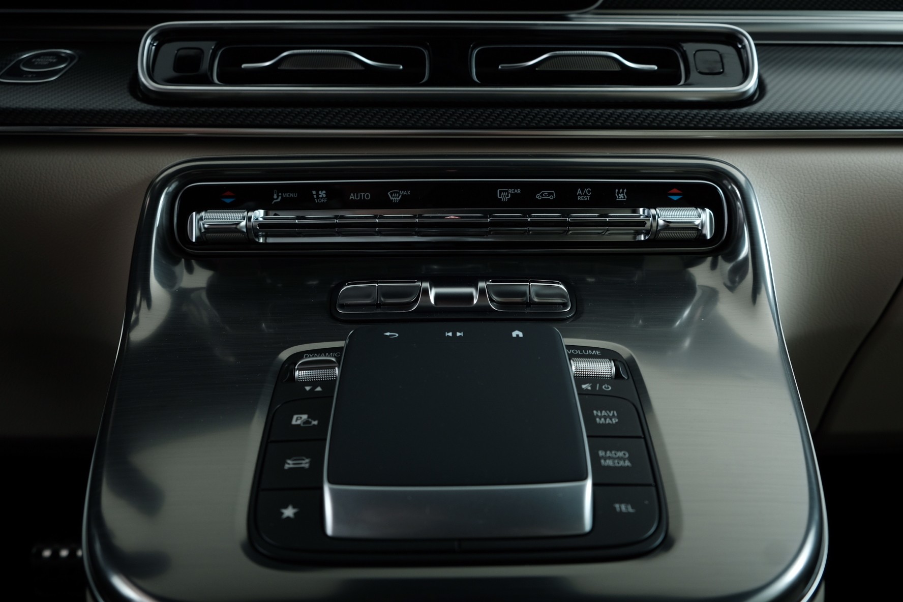 MERCEDES-BENZ V 300 d lang Exclusive 9G-Tronic-image-6