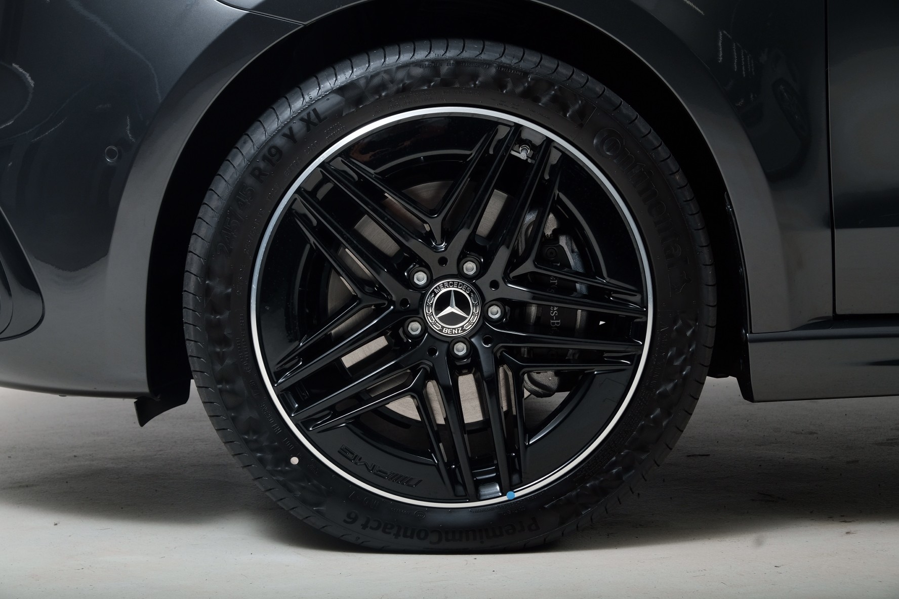 MERCEDES-BENZ V-Klasse V447 Van V 300 d Excl-showroom-element-2