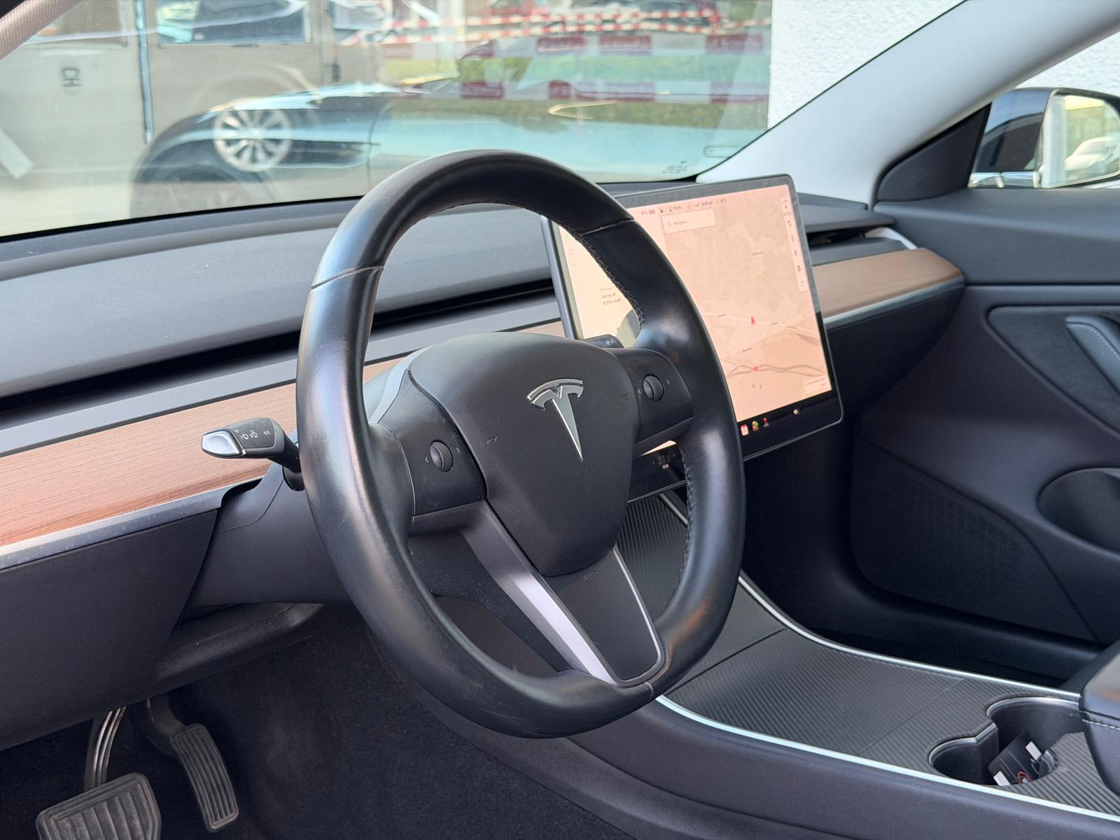 TESLA Model 3 Long Range Dual Motor AWD-image-5