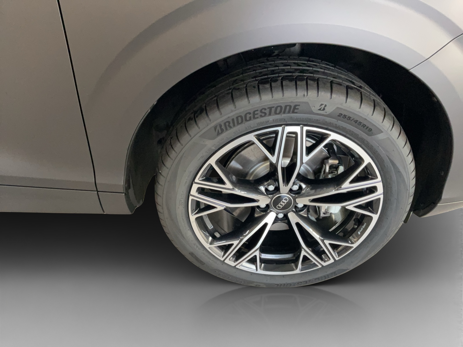 AUDI Q3 Sportback e-hybrid 200 kW S tronig-image-14
