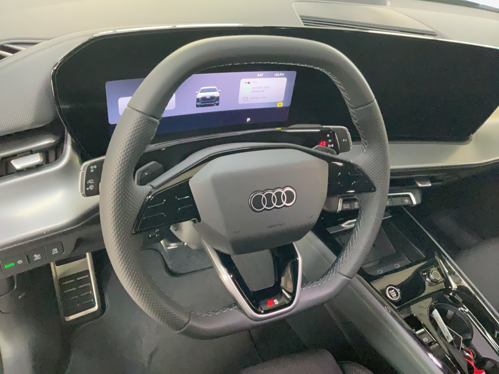 AUDI Q3 Sportback e-hybrid 200 kW S tronig-image-9