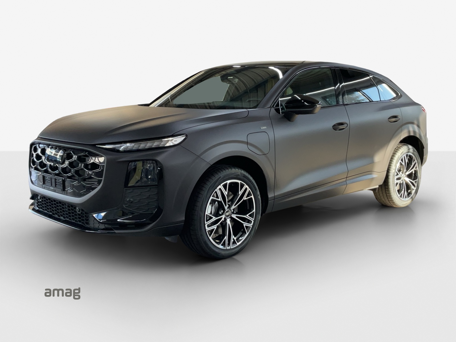 AUDI Q3 Sportback e-hybrid 200 kW S tronig-image-0