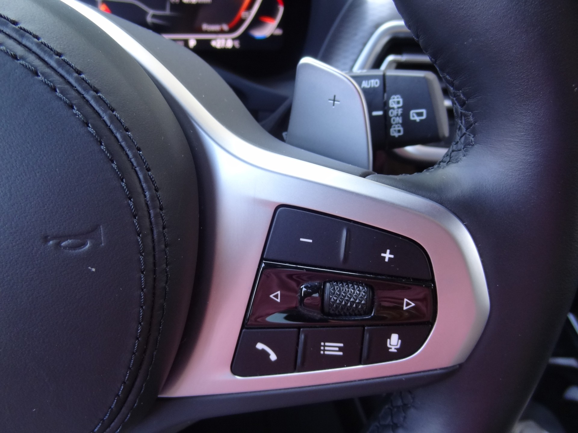 BMW X3 xDrive 30i M Sport-image-23