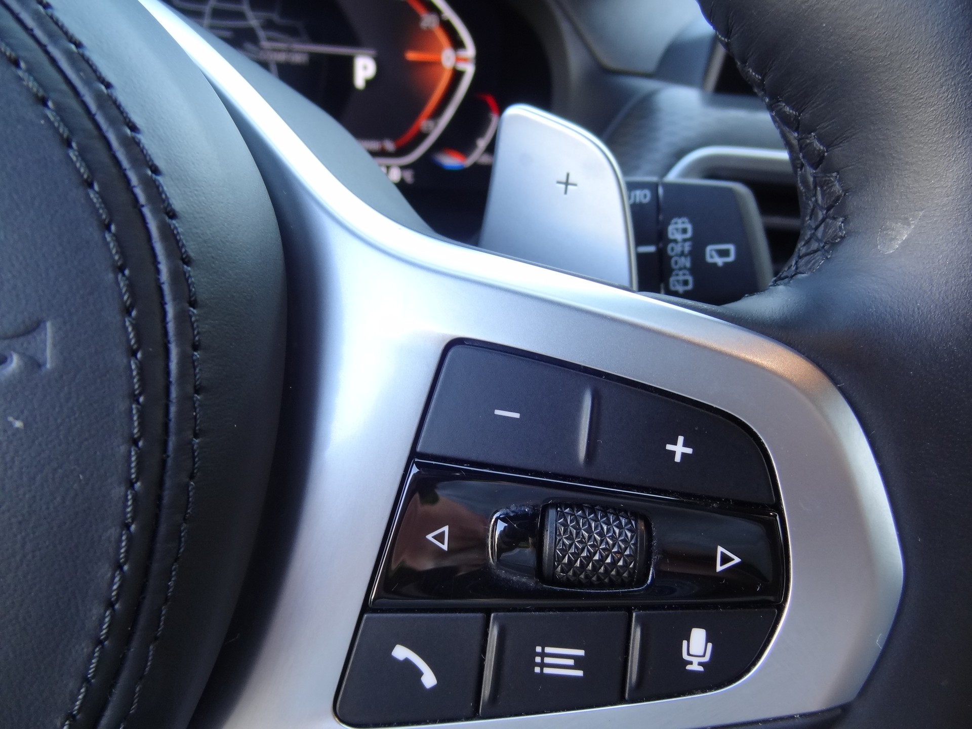 BMW X3 xDrive 30i M Sport-image-16