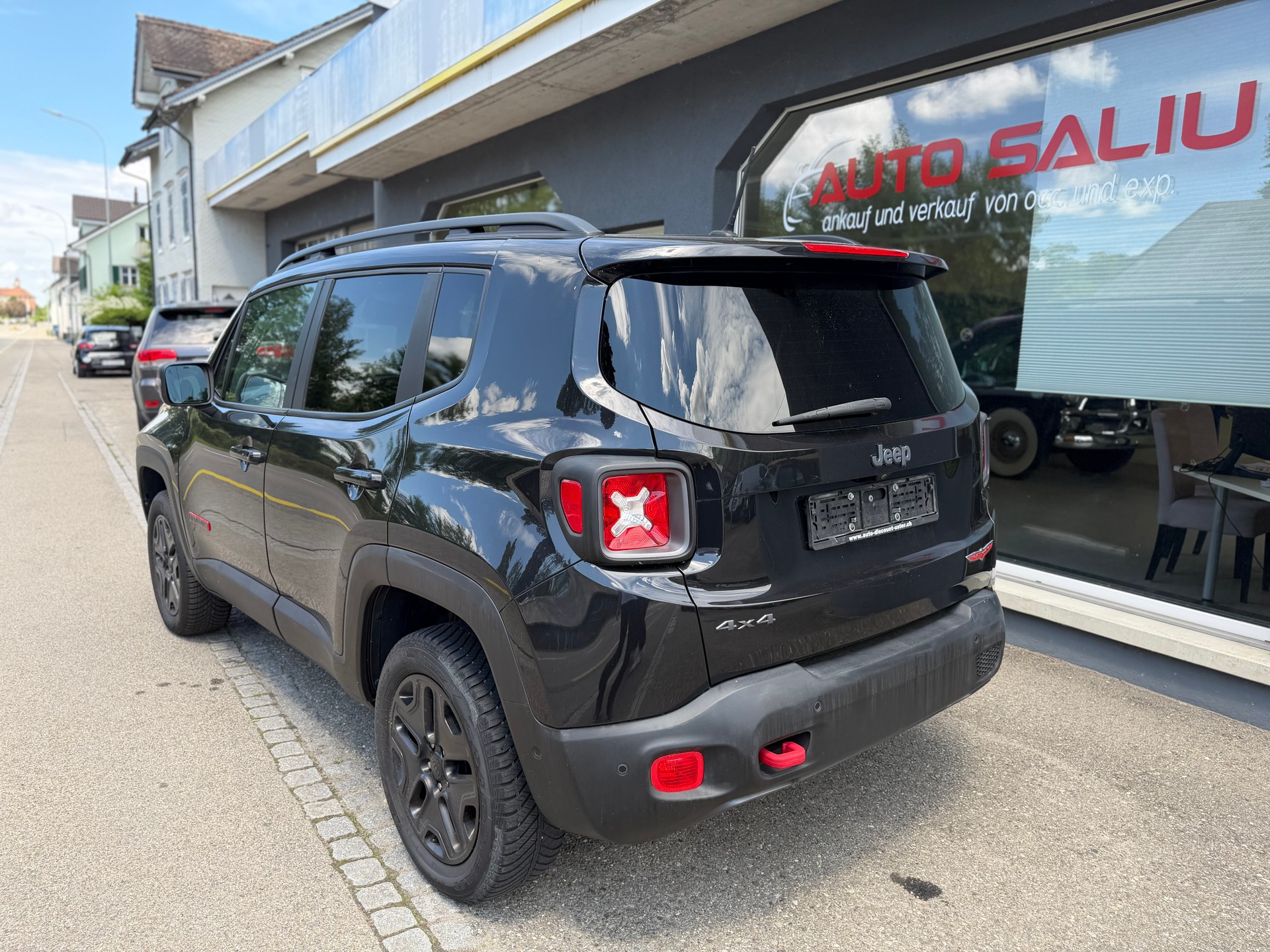 JEEP Renegade 2.0 CRD Trailhawk AWD + Low Range 9ATX-image-3