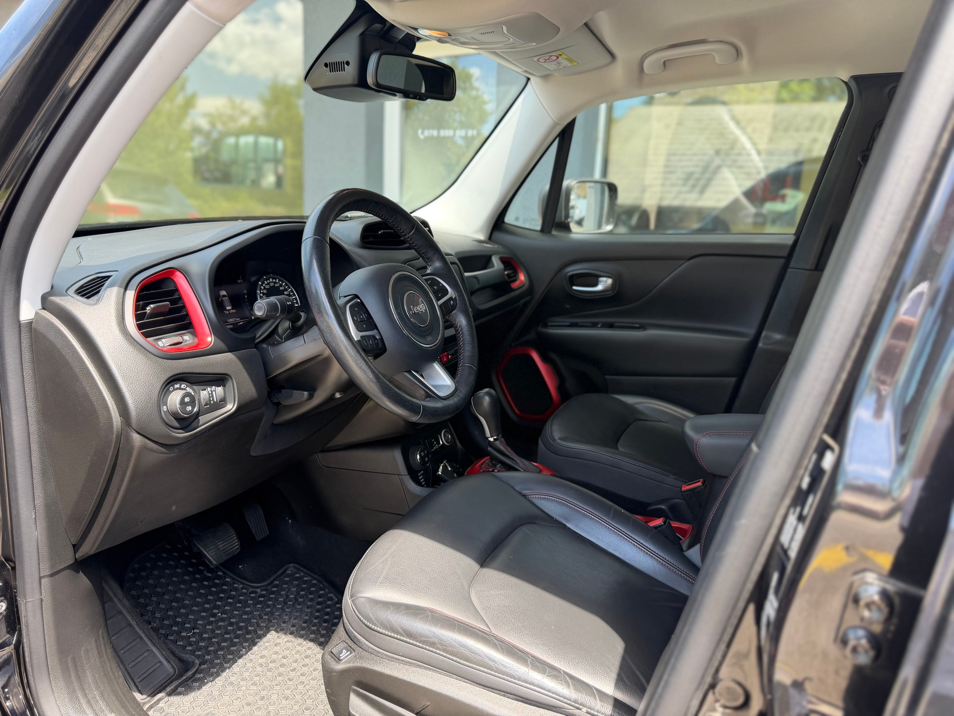 JEEP Renegade 2.0 CRD Trailhawk AWD + Low Range 9ATX-image-5
