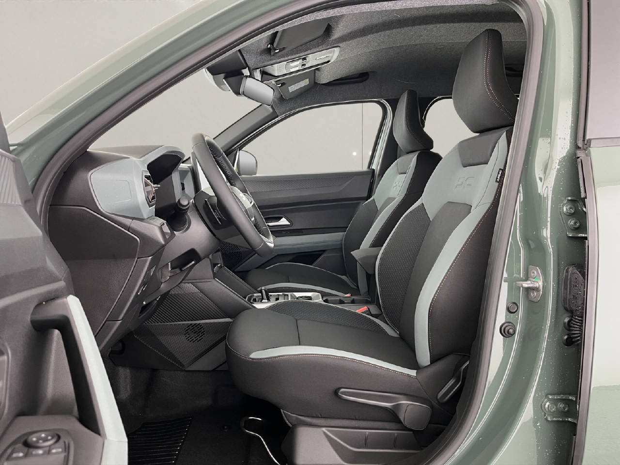 DACIA Duster 1.2 Hybrid Extreme 4WD-image-7