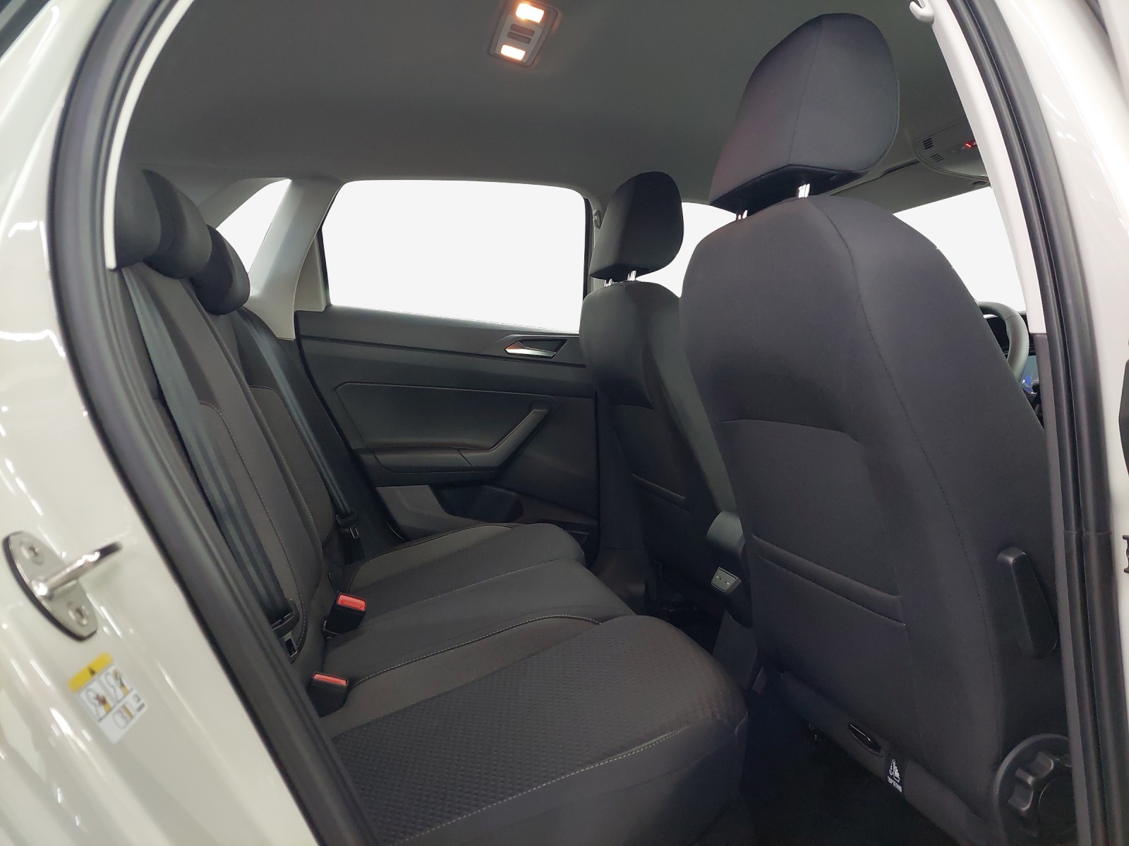 VW Polo 1.0 TSI Life DSG-image-13