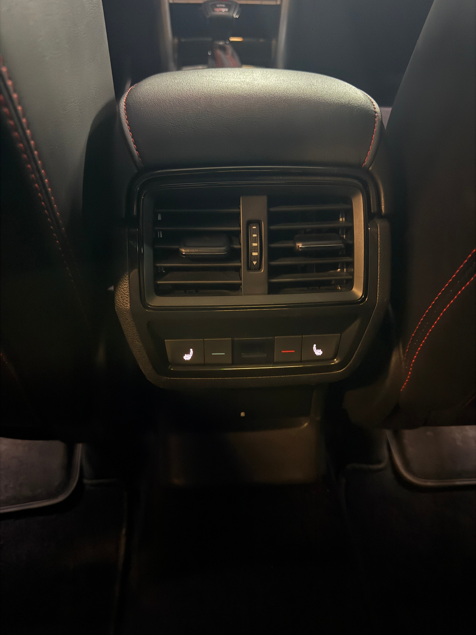 SKODA Kodiaq 2.0 Bi-TDI SCR RS 4x4 DSG-image-25