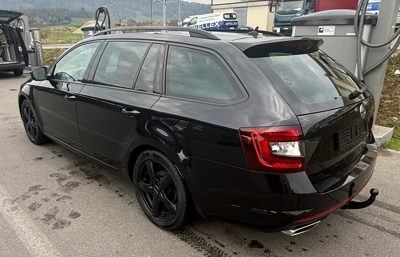 SKODA Octavia Combi 2.0 TDI RS 4x4 DSG-image-5