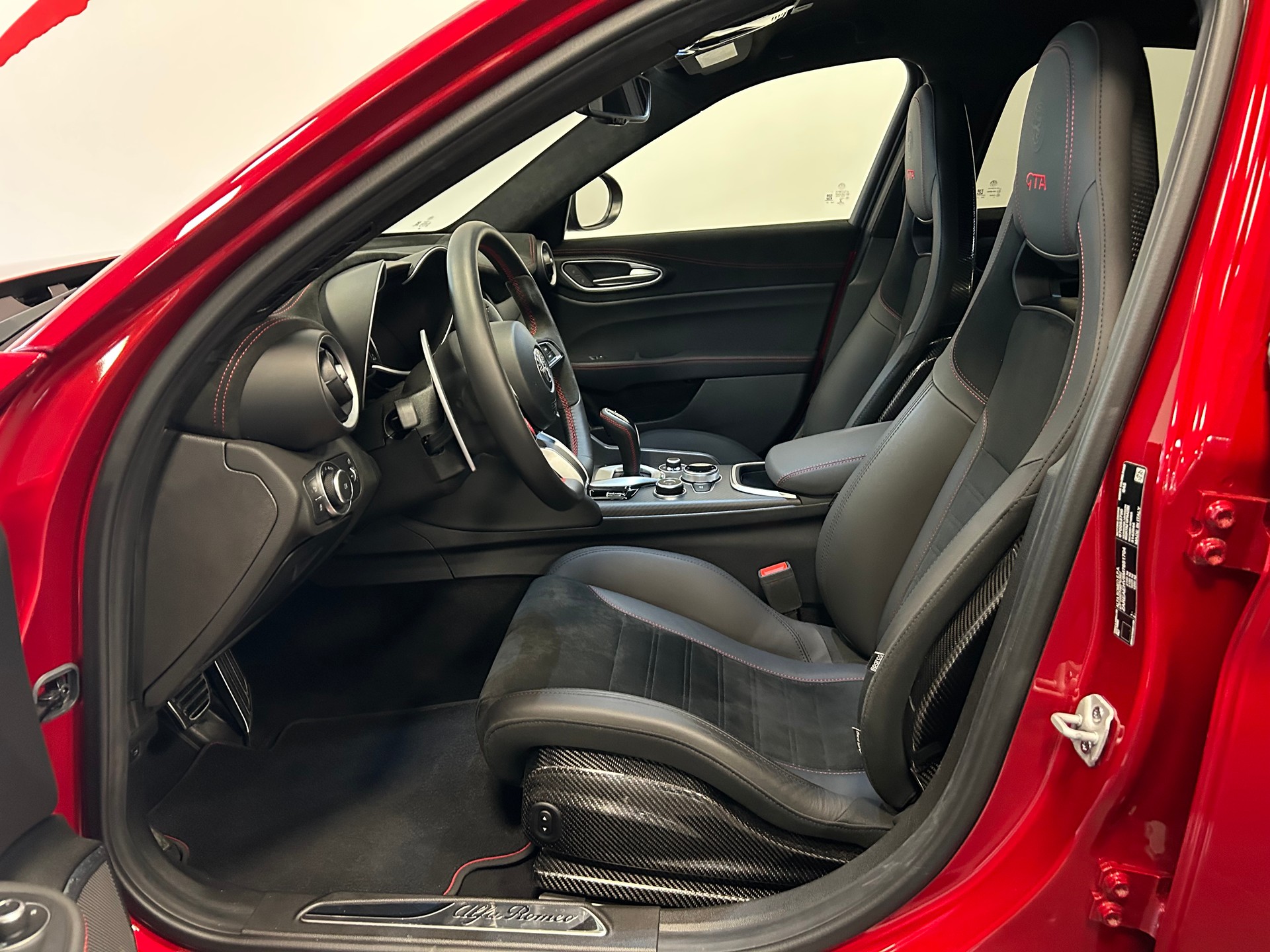 ALFA ROMEO Giulia 2.9 V6 GTA-image-10