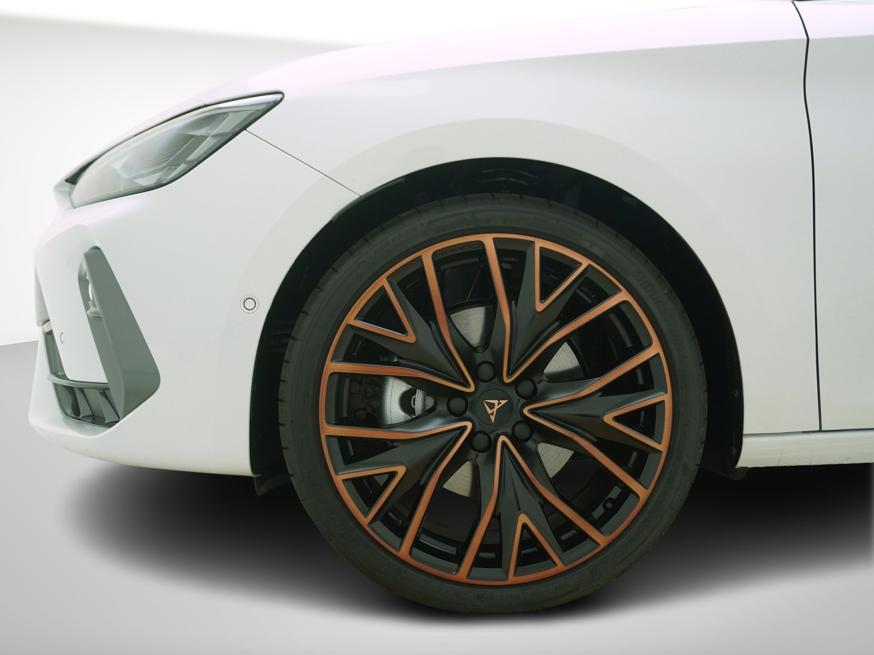 CUPRA Leon 1.5 eTSI DSG-image-9