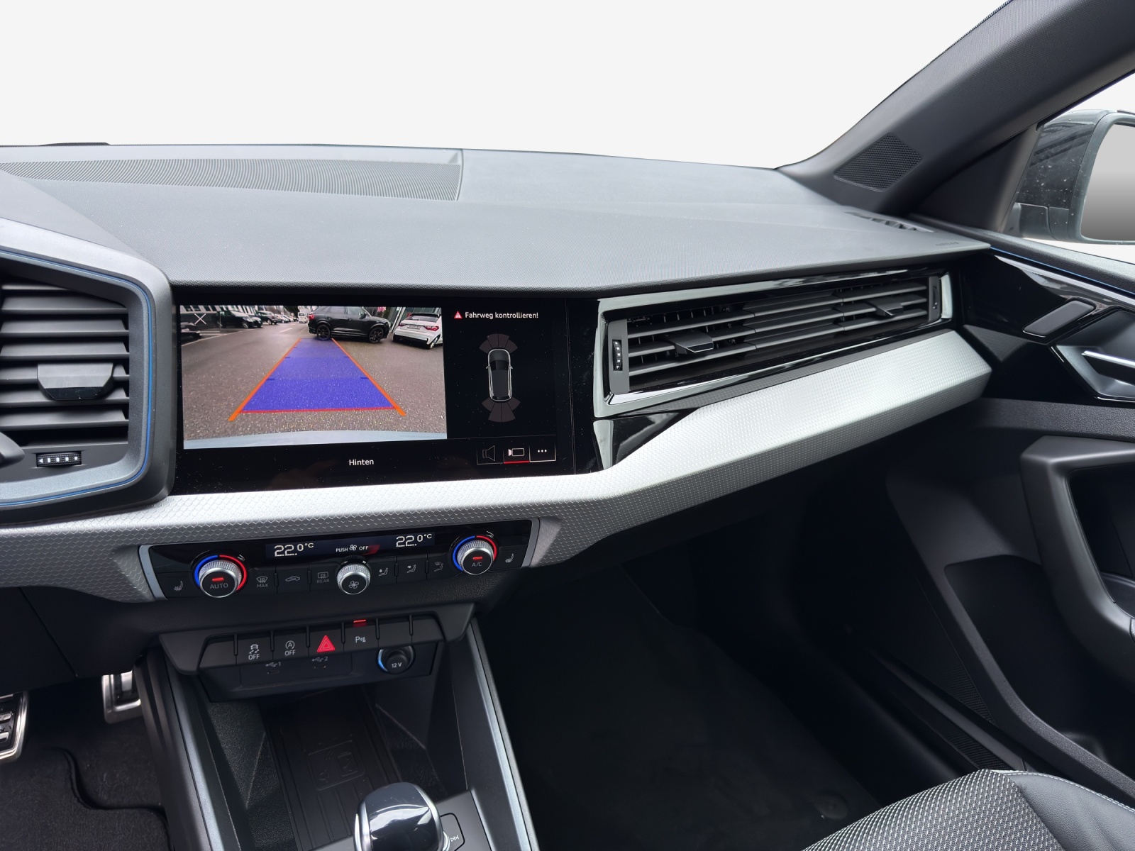 AUDI A1 Sportback 30 TFSI S Line Attraction S-tronic-image-10