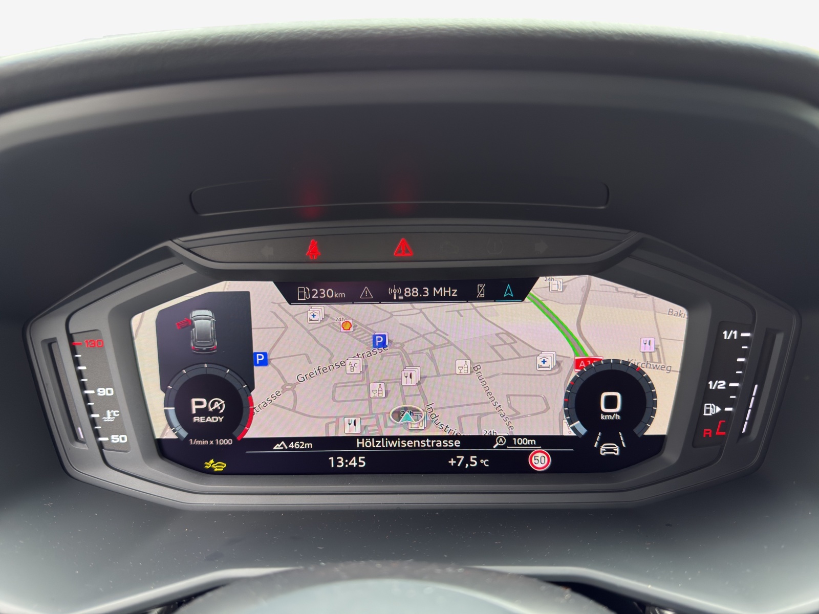 AUDI A1 Sportback 30 TFSI S Line Attraction S-tronic-image-15