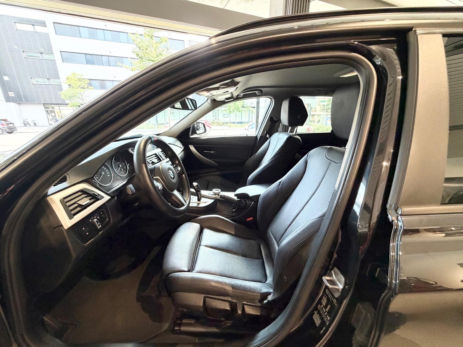 BMW 318d Touring Steptronic-image-5