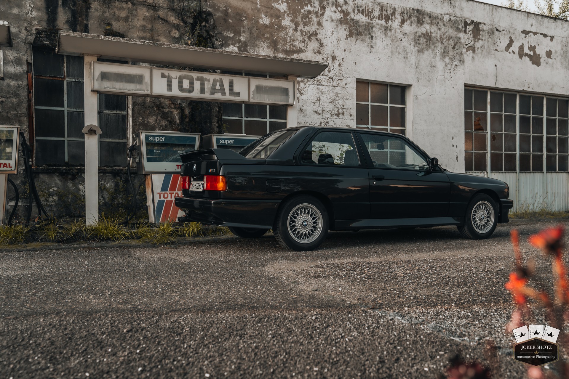 BMW M3-image-2